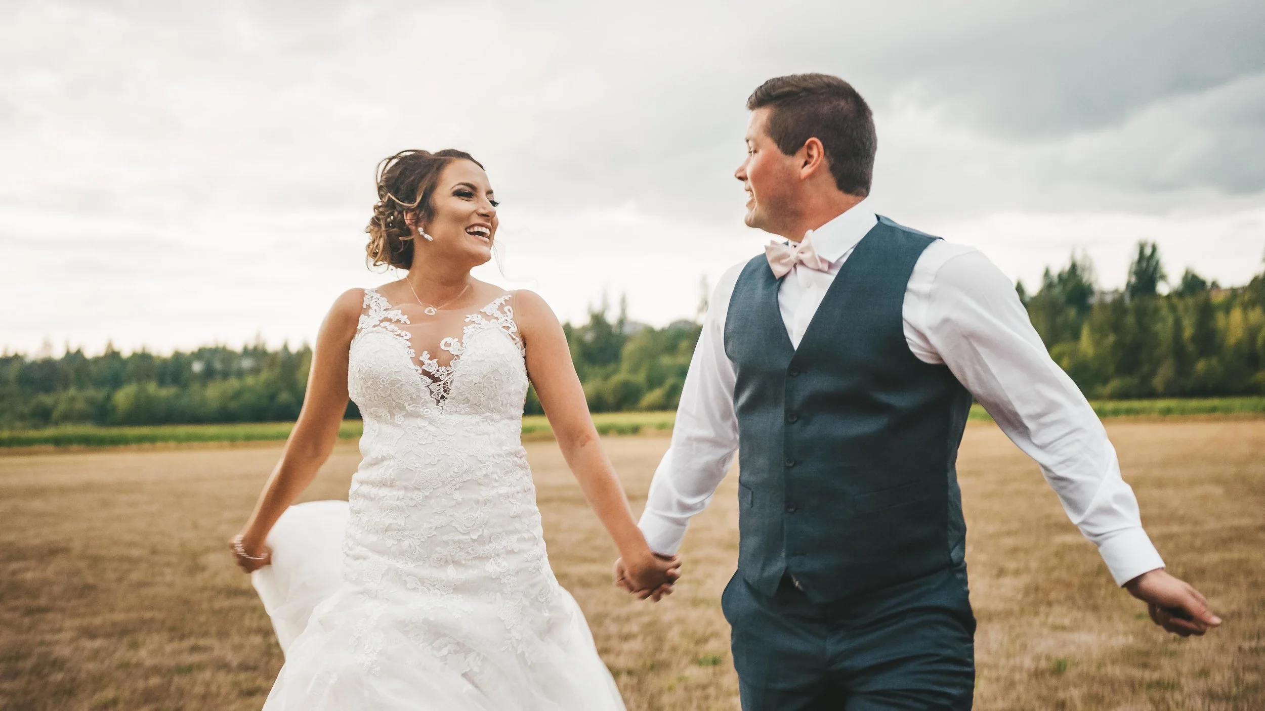 Kaitie&Jordan-TheKelleyFarmWedding-NewlyFilms-16x9-21.jpg