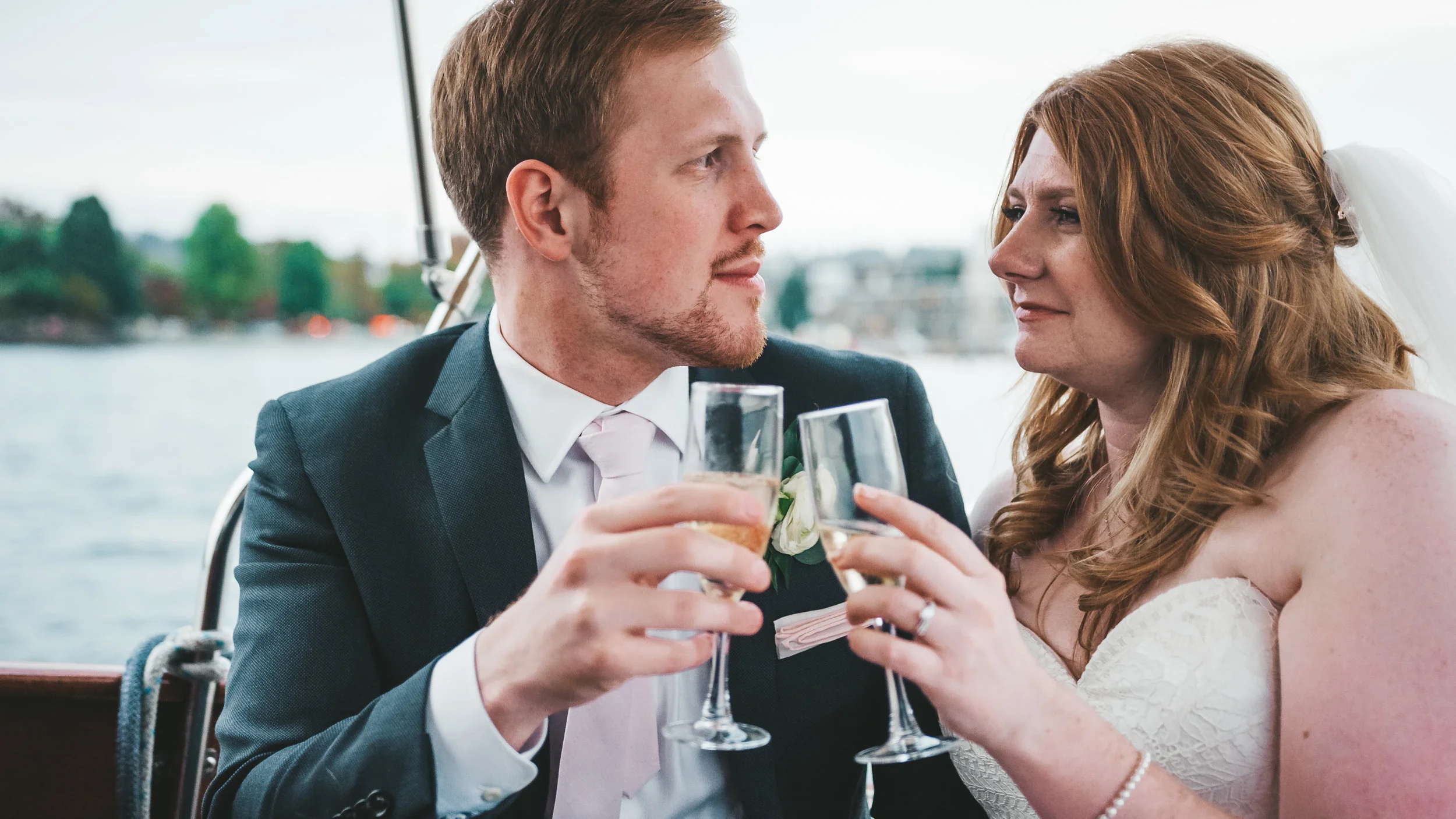 Rachel&Robert_16x9-11.jpg