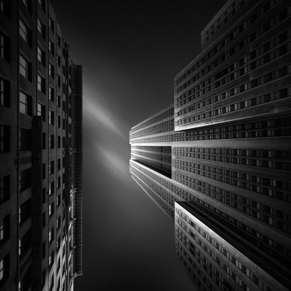 © Joel Tjintjelaar