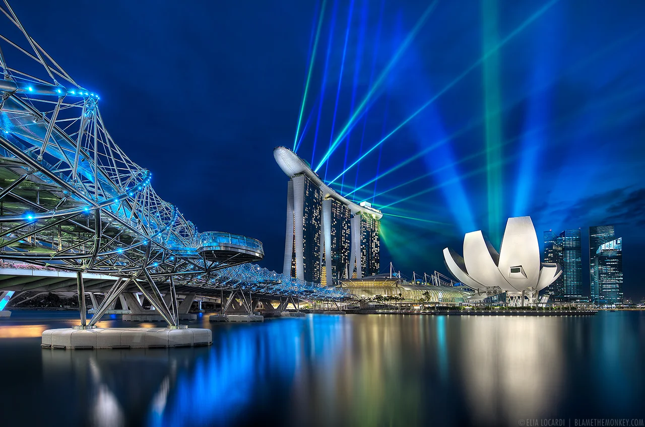 Elia-Locardi-Travel-Photography-Marina-Bay-Sands-and-The-Helix-Bridge-Singapore-1280-WM.jpg