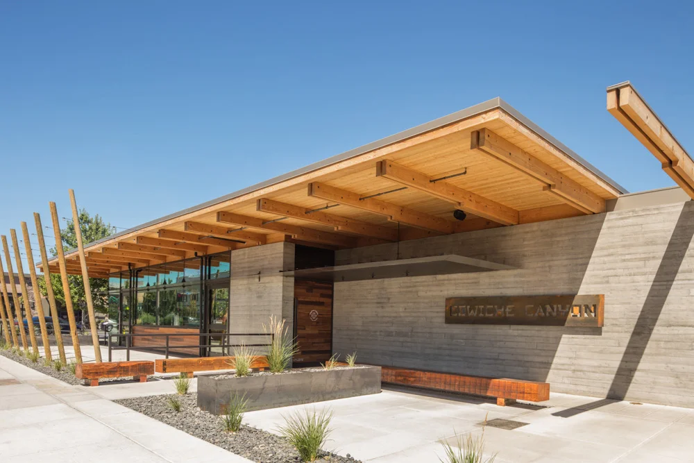 Cowiche Canyon Kitchen & Icehouse Bar on ArchDaily