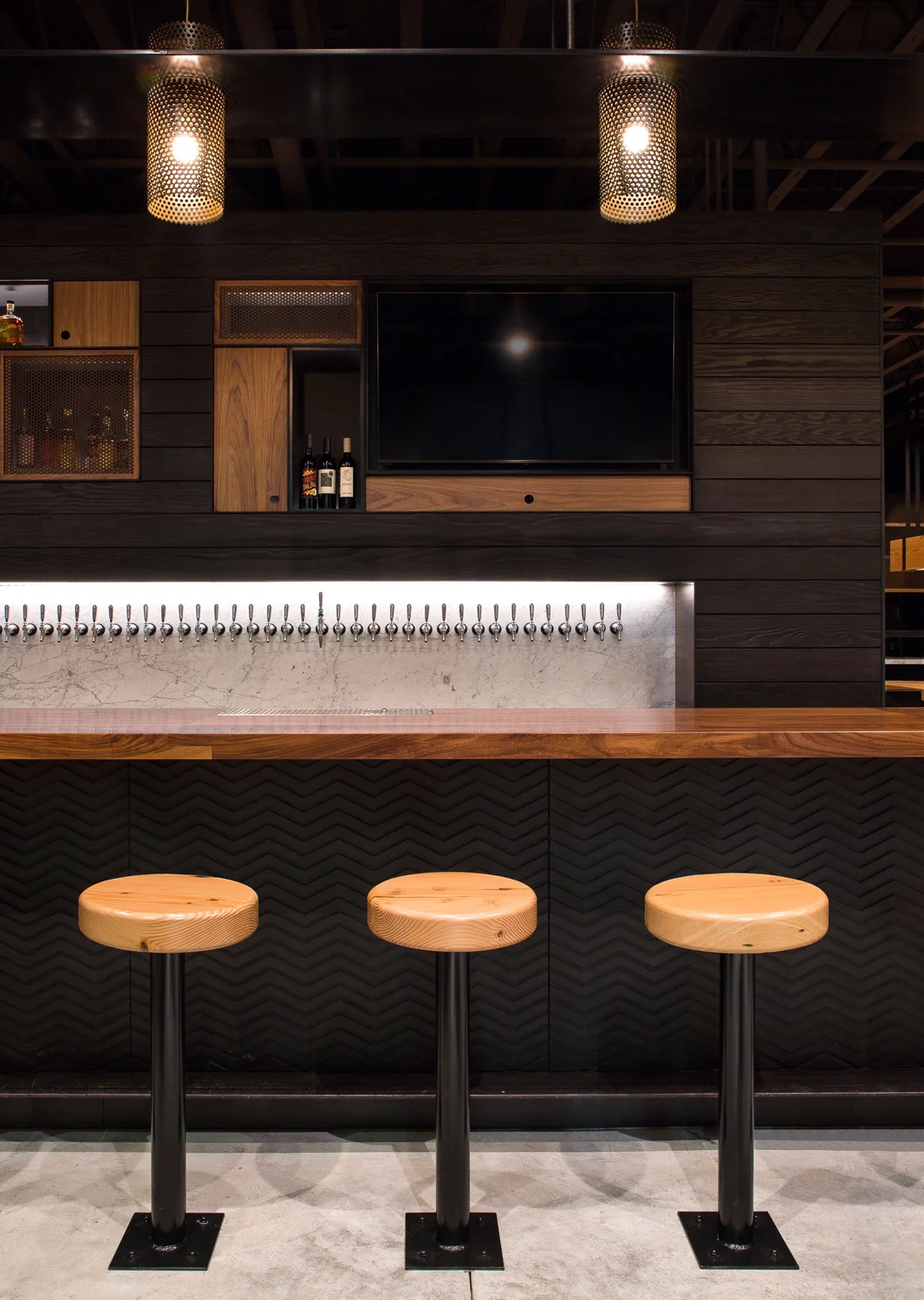 Trailbend Taproom_HK_013_web.jpg