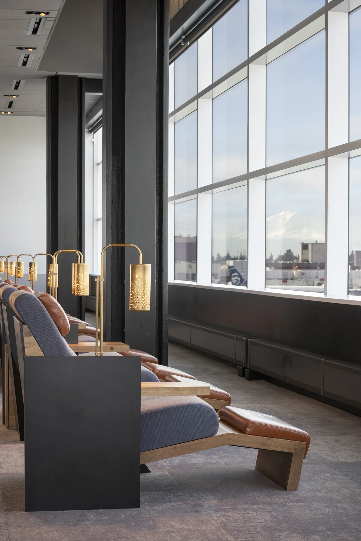 Alaska Lounge_web_001.jpg