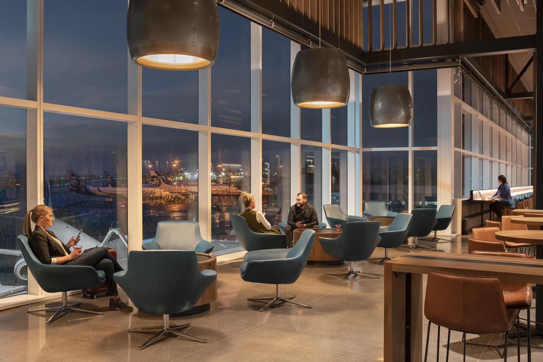 Alaska Lounge_web_015.jpg