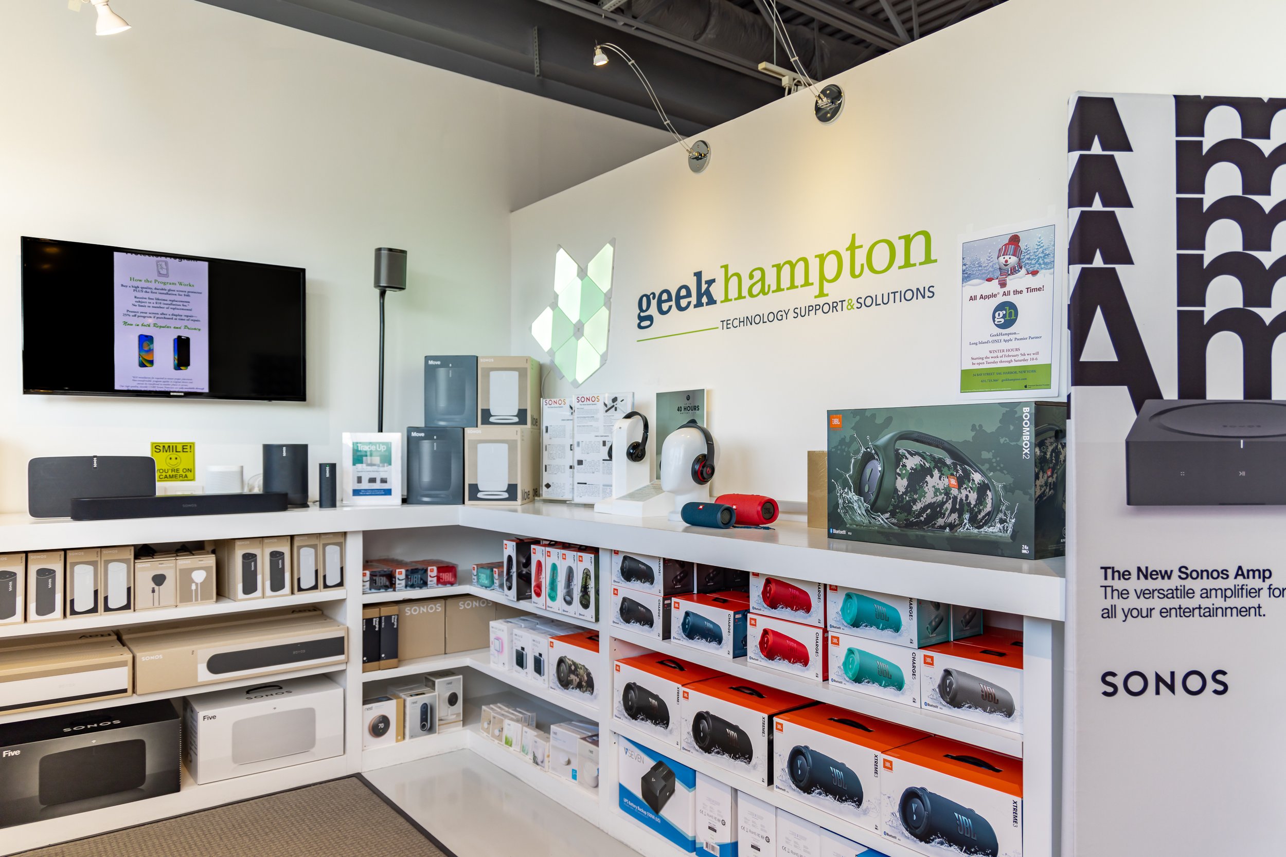 Geek Hampton_03-2023_Store-33.jpg