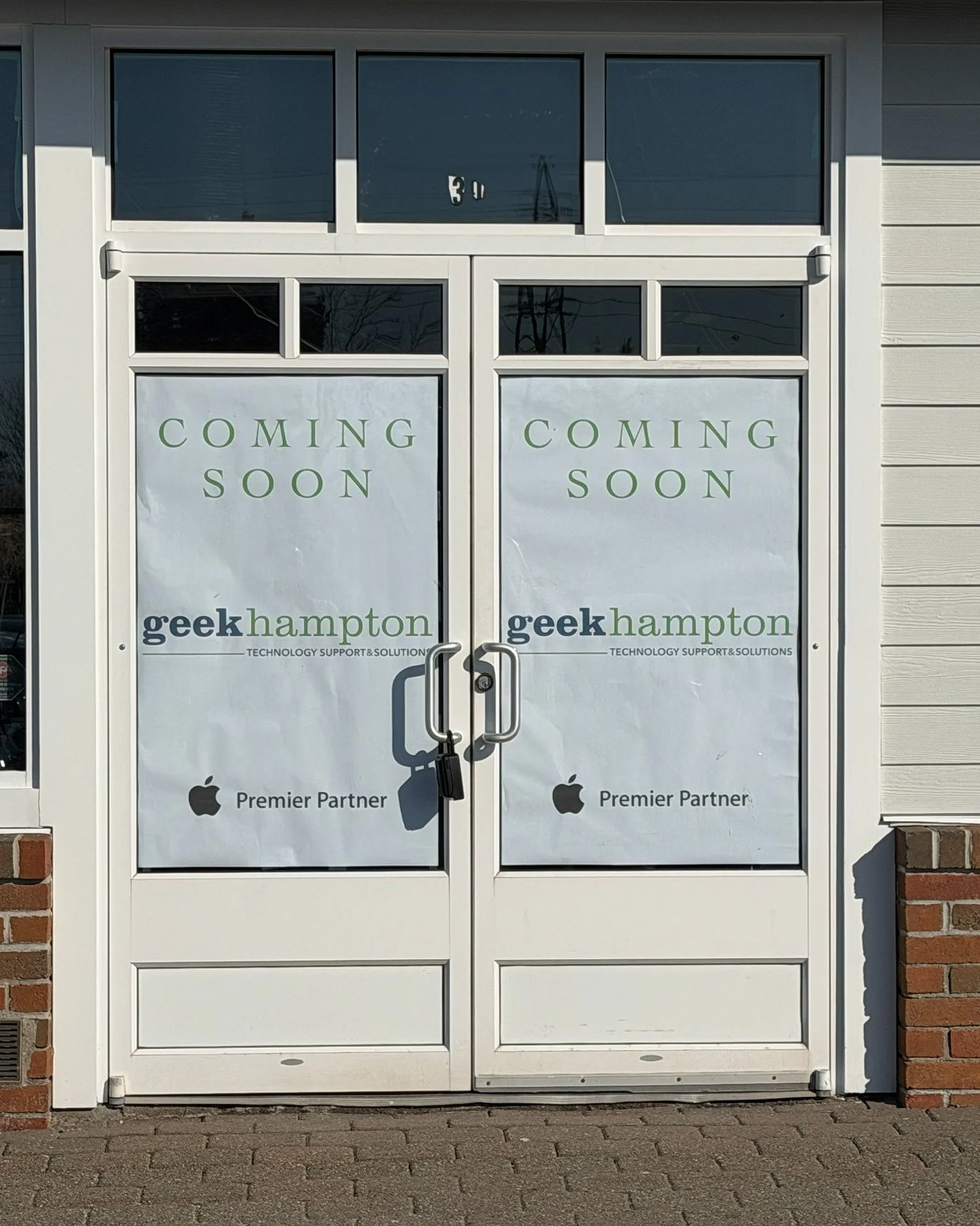 GeekHampton is coming to Hampton Bays this May.
We don&rsquo;t have an exact date just yet, but we&rsquo;ll share as soon as we do. 💚 Can&rsquo;t wait to see you there!