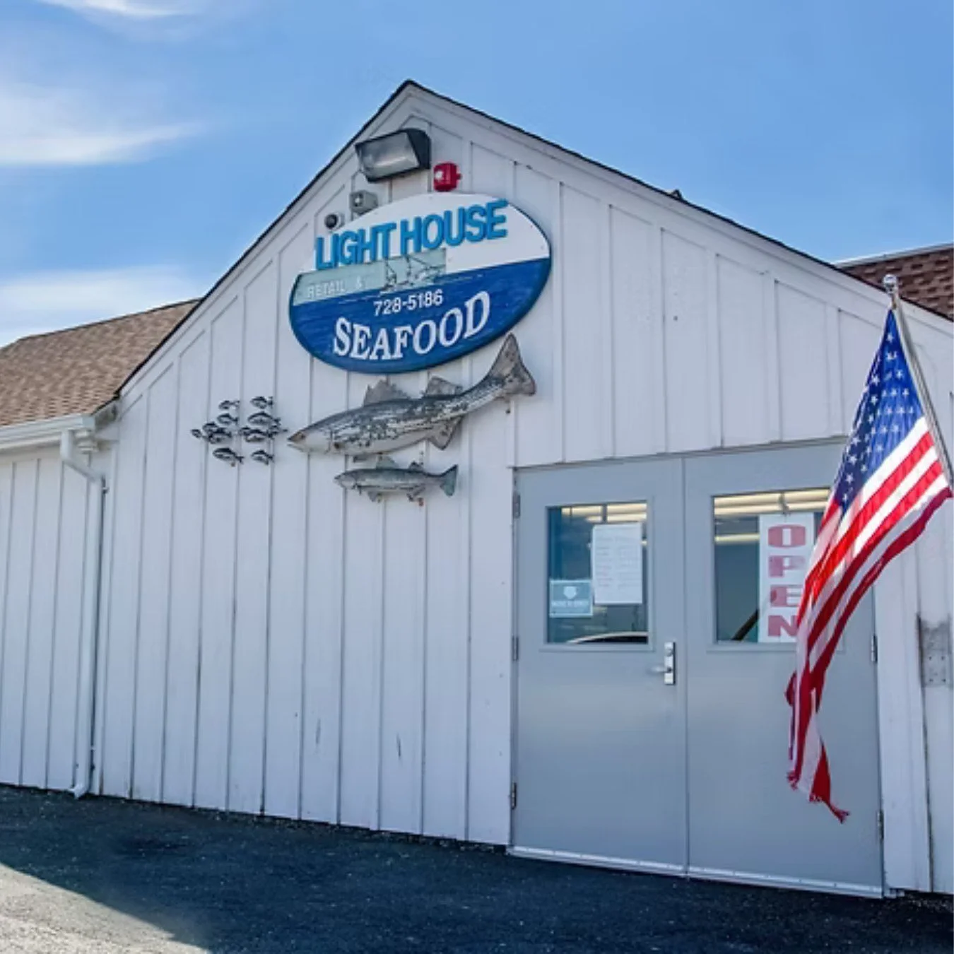 Lighthouse Seafood never misses 🦐 Fresh seafood, great flavors, and one of those spots you&rsquo;ll keep going back to!