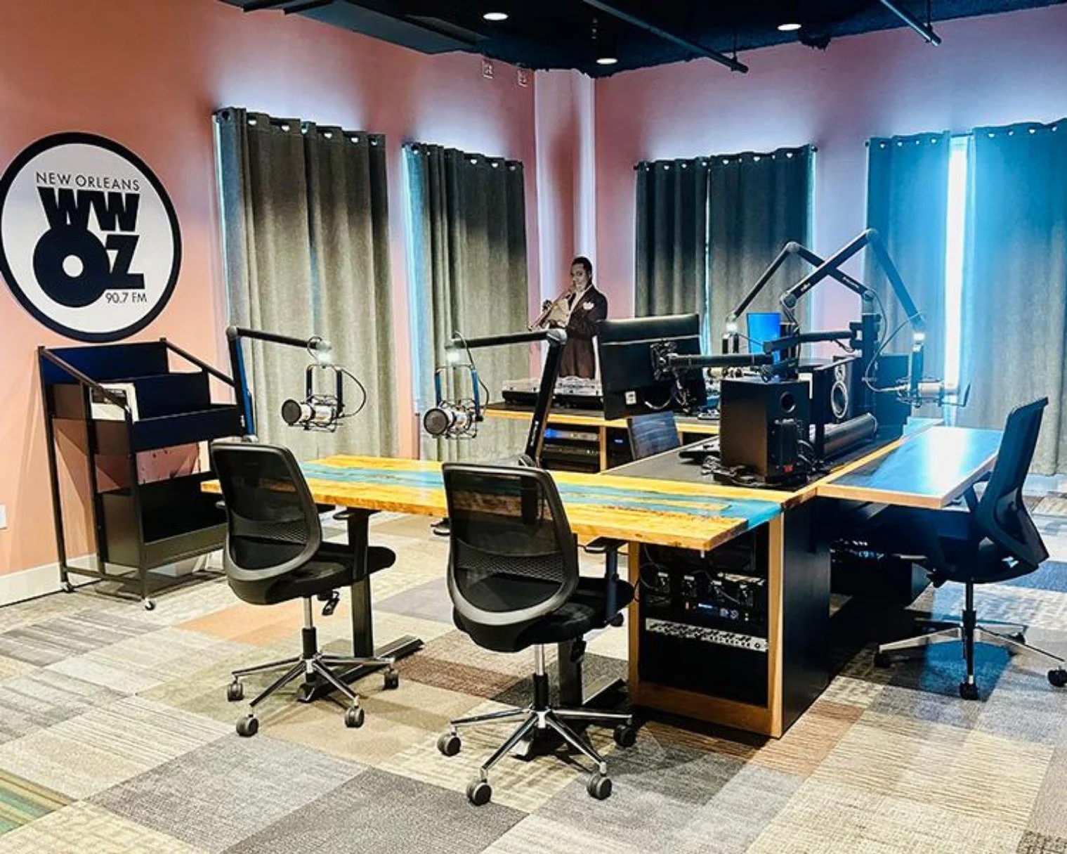 If you&rsquo;re wishing you were at New Orleans Jazz &amp; Heritage Festival today&hellip; same 🎷
Good news though &mdash; you can still catch the vibes from anywhere.
WWOZ is streaming live sets straight from JazzFest, so you don&rsquo;t have to mi