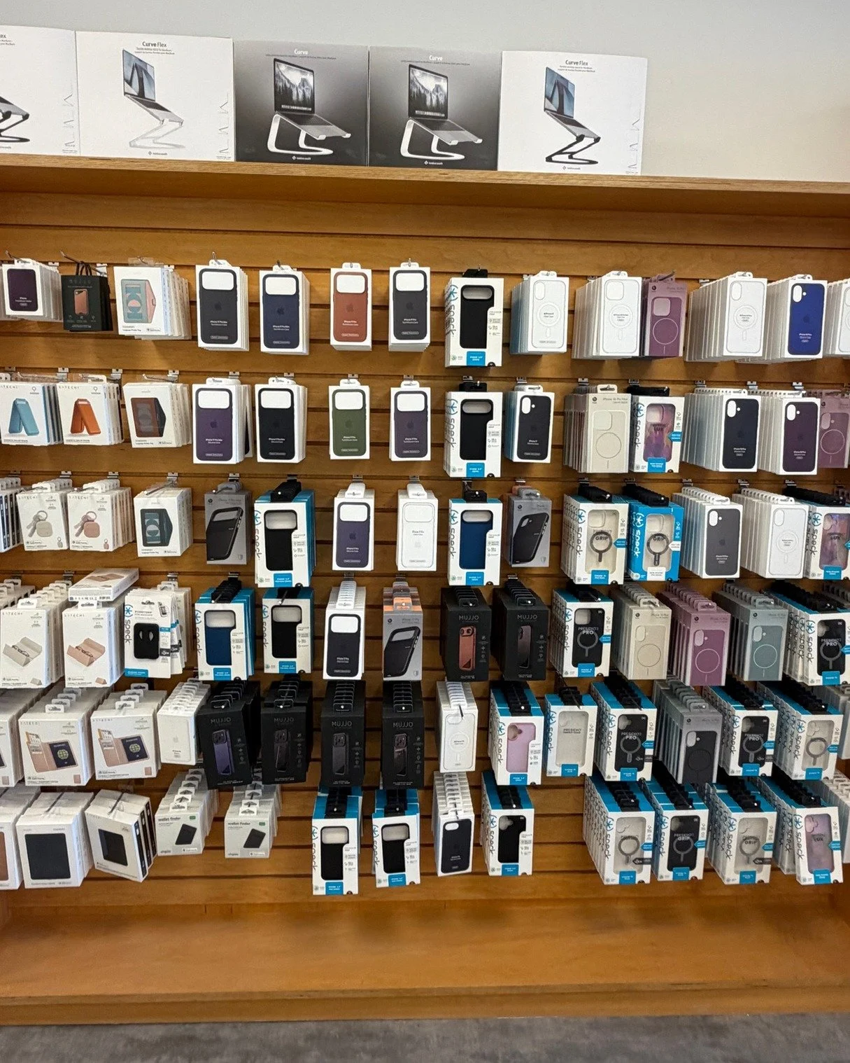 New cases, new bands, and plenty of ways to refresh your everyday tech. 🛍️

Stop by GeekHampton to browse our selection of iPhone &amp; iPad cases, Apple Watch bands, charging accessories, and more. Whether you&rsquo;re looking for something simple 