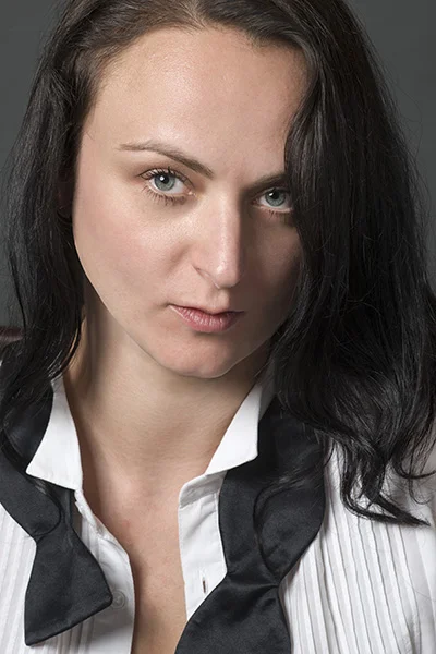 <a href="#">JULIA GLUZMAN</a>