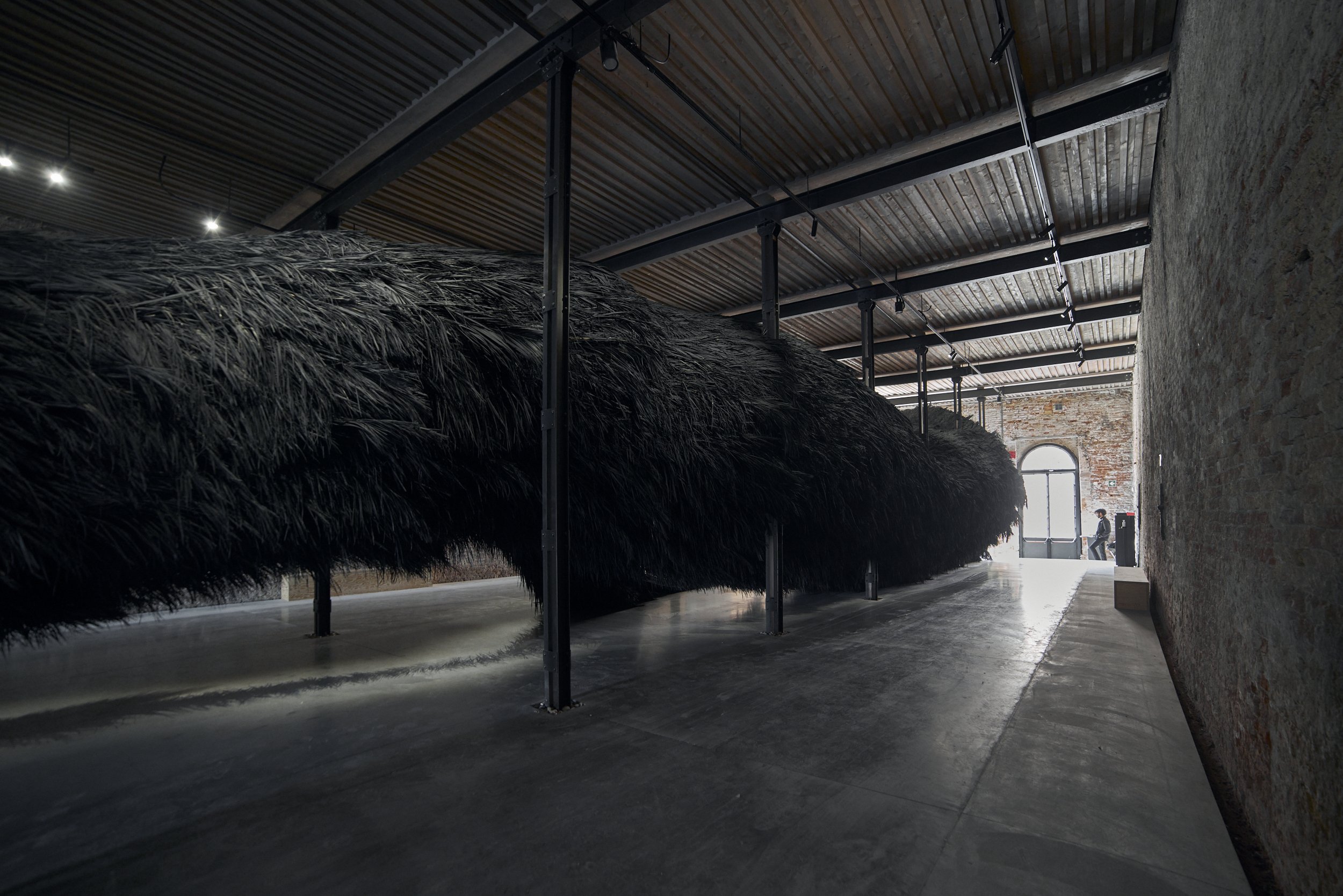 The Teaching Tree_Muhannad Shono_venice biennale 2022