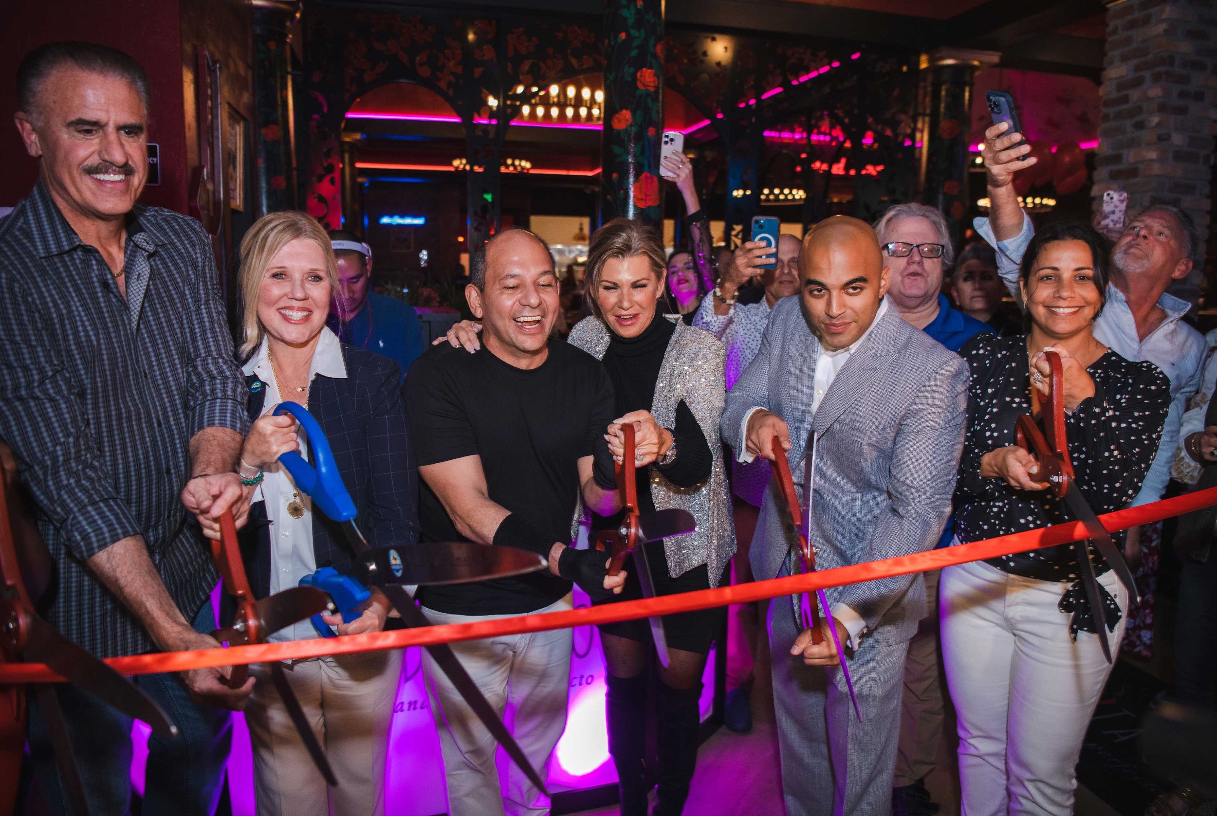 NakedTaco_RibbonCutting.jpg