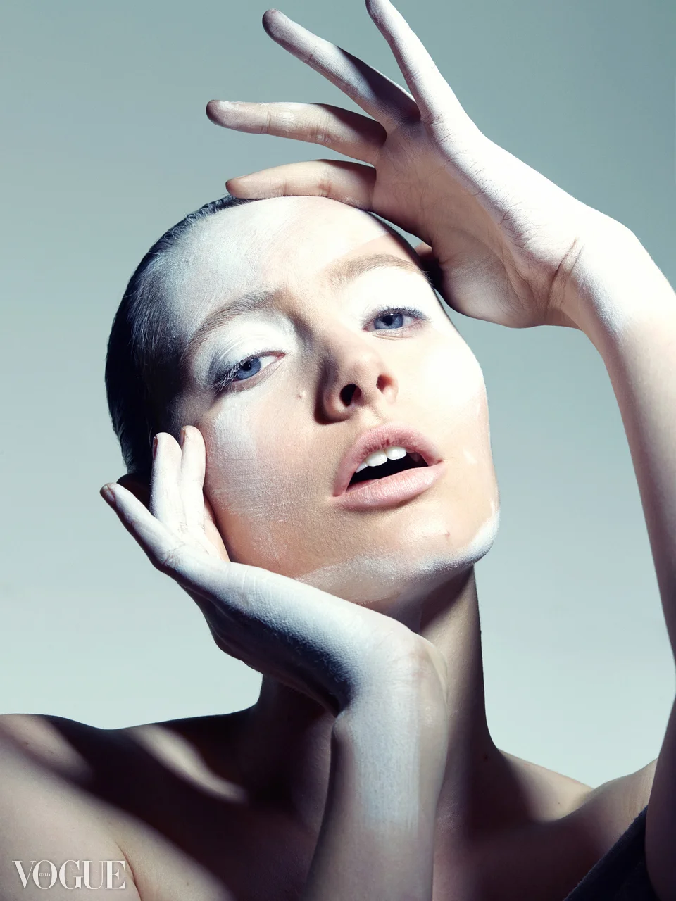 Zoe-Photo-Vogue.jpg