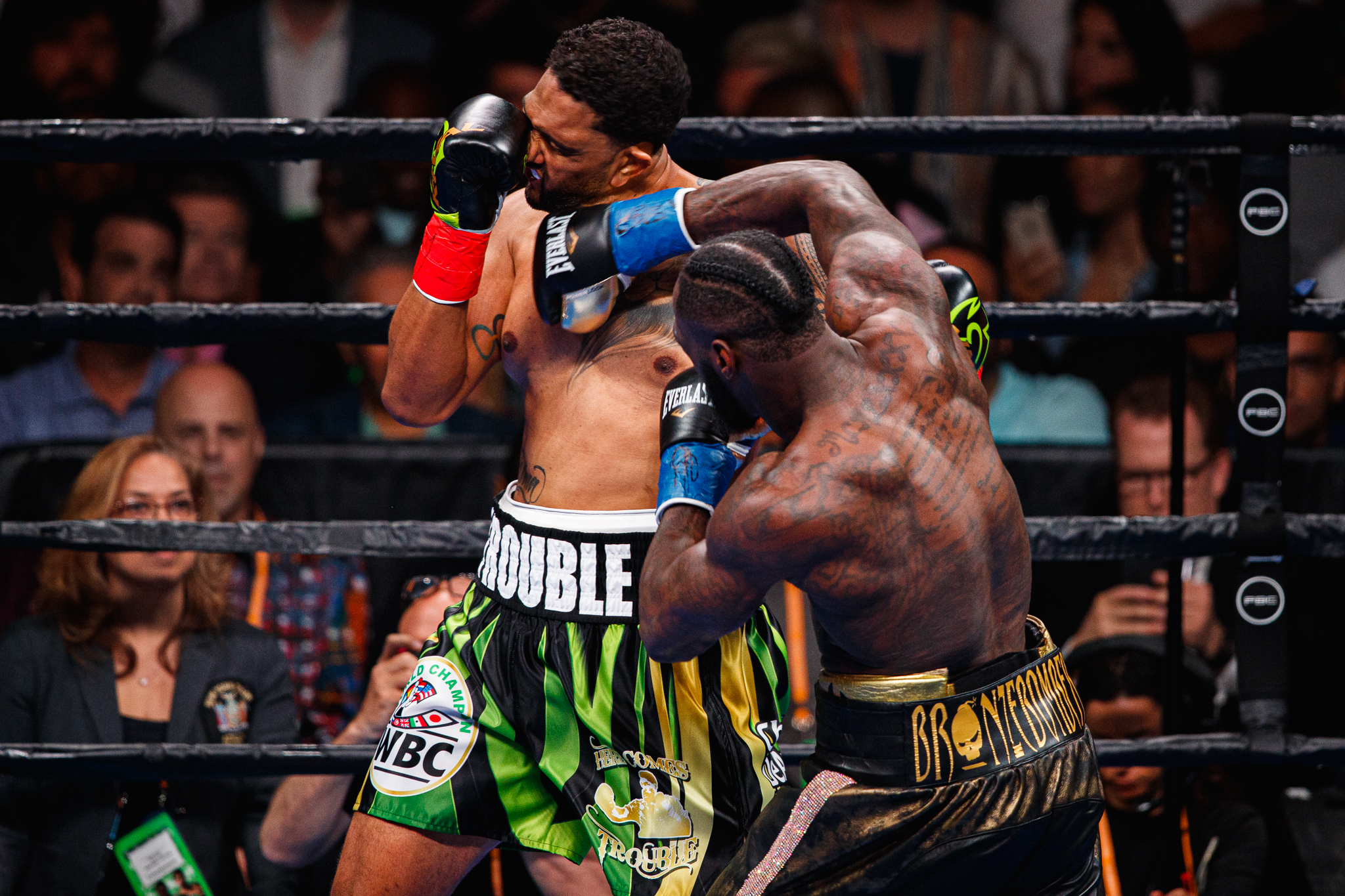 Wilder KO punch vs Breazeale