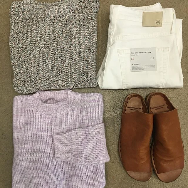AG boyfriend jeans with Officine sandals cute and comfortable a pretty sweater to top it off 👕👖🕶 #blancsf #blancsananselmo #ajjeans #onegreydaysweaters #officinecreative #summeroutfitideas