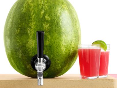 Love the idea of keeping the bevvie in the watermelon.