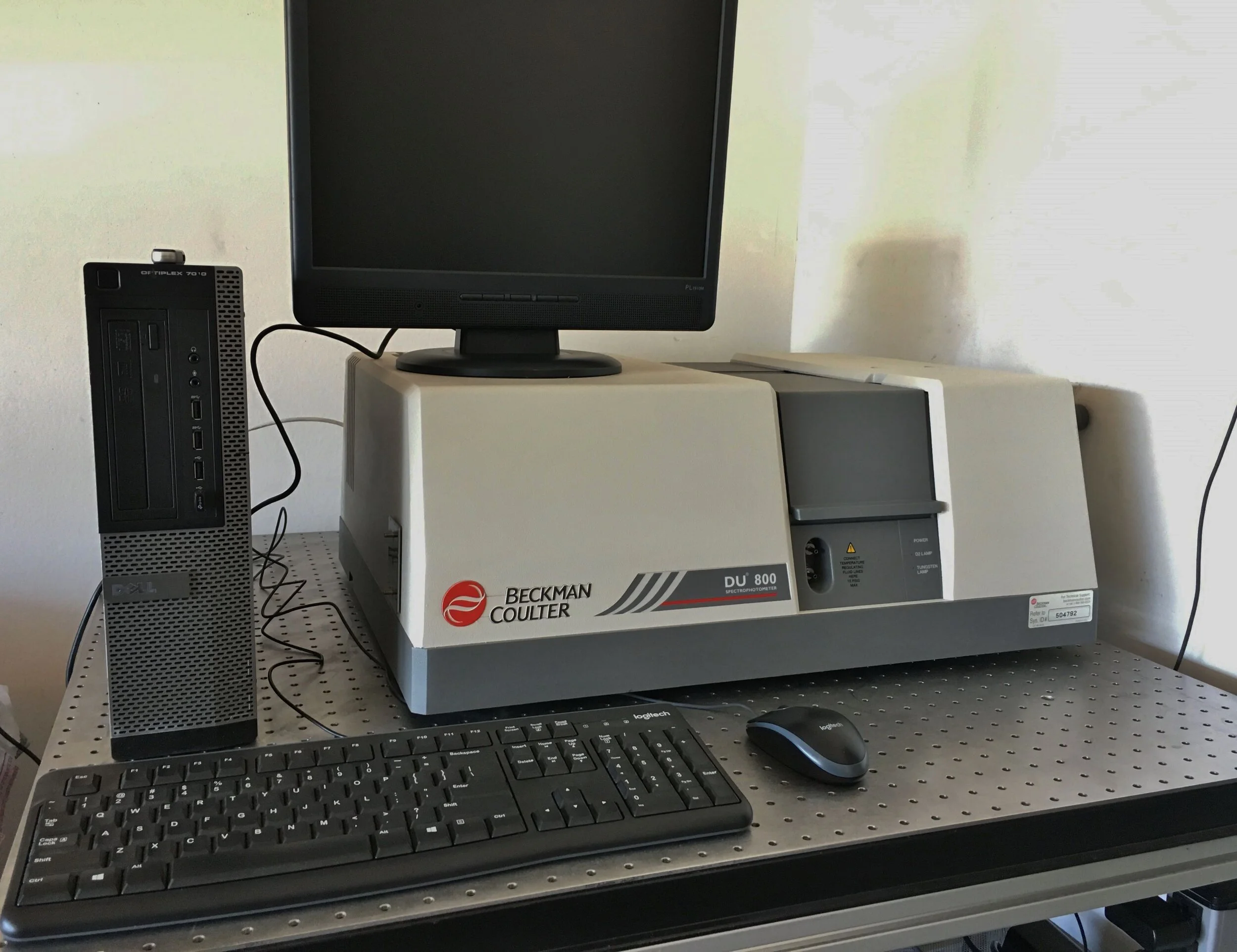 DU 800 spectrophotometer with Windows 10 PRO, 64 bit Desktop (Recertified)