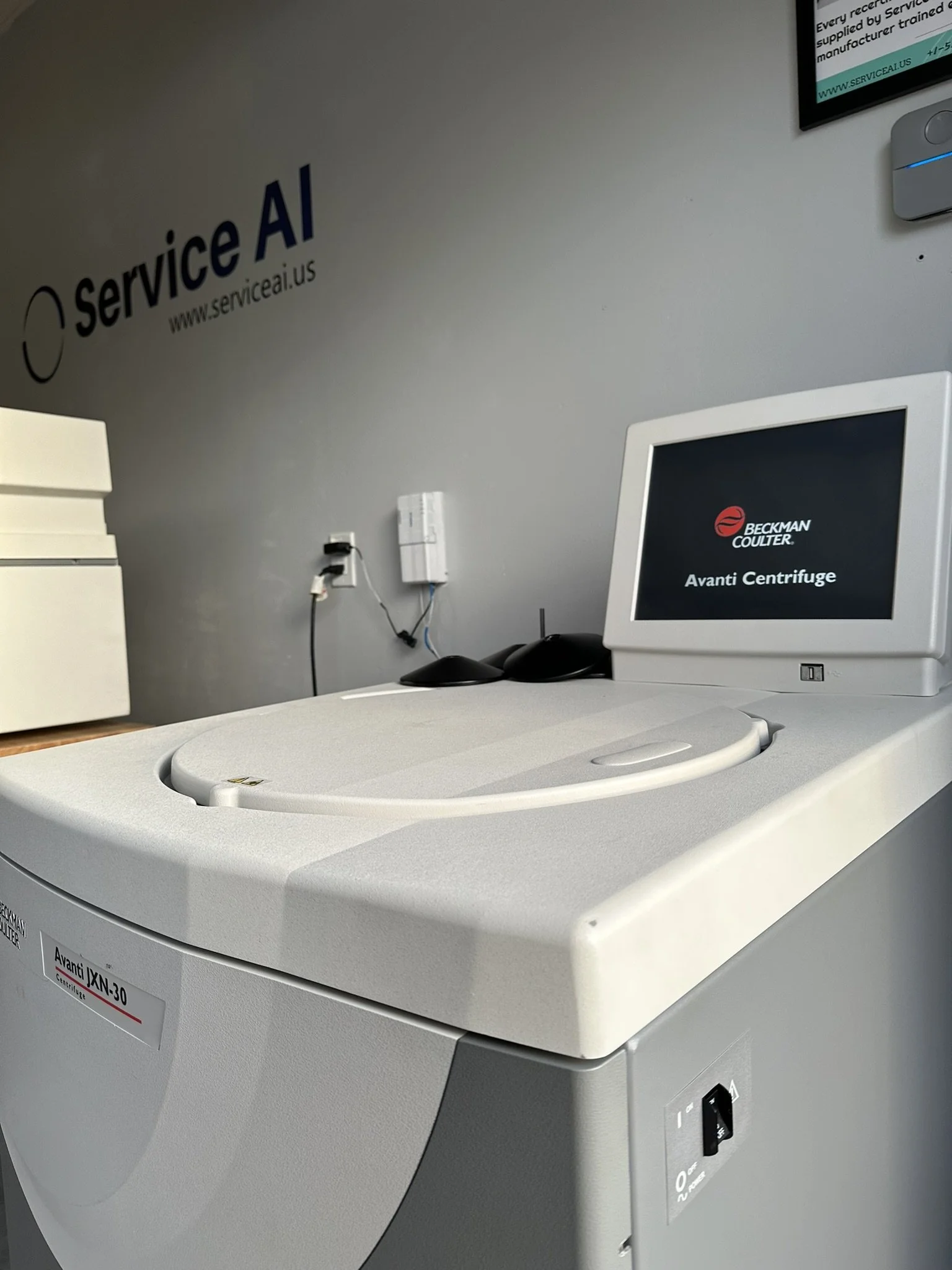 Beckman Coulter Avanti JXN-30 IVD Centrifuge