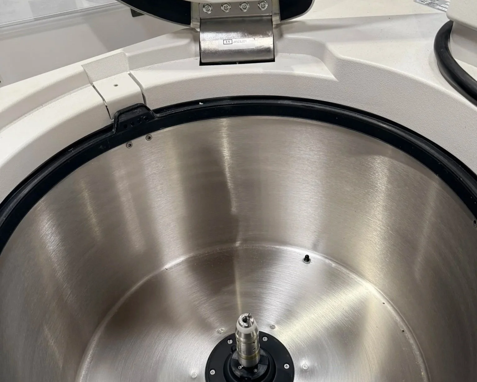 Leveraging the Beckman Coulter Avanti JXN-26 with JLA-16.250 and JLA-8.1000 Rotors