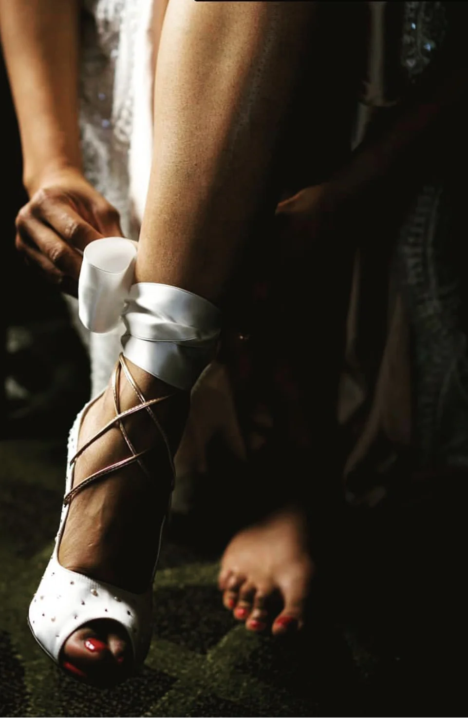 Whitney_Palmiter_weddingShoes_.jpg