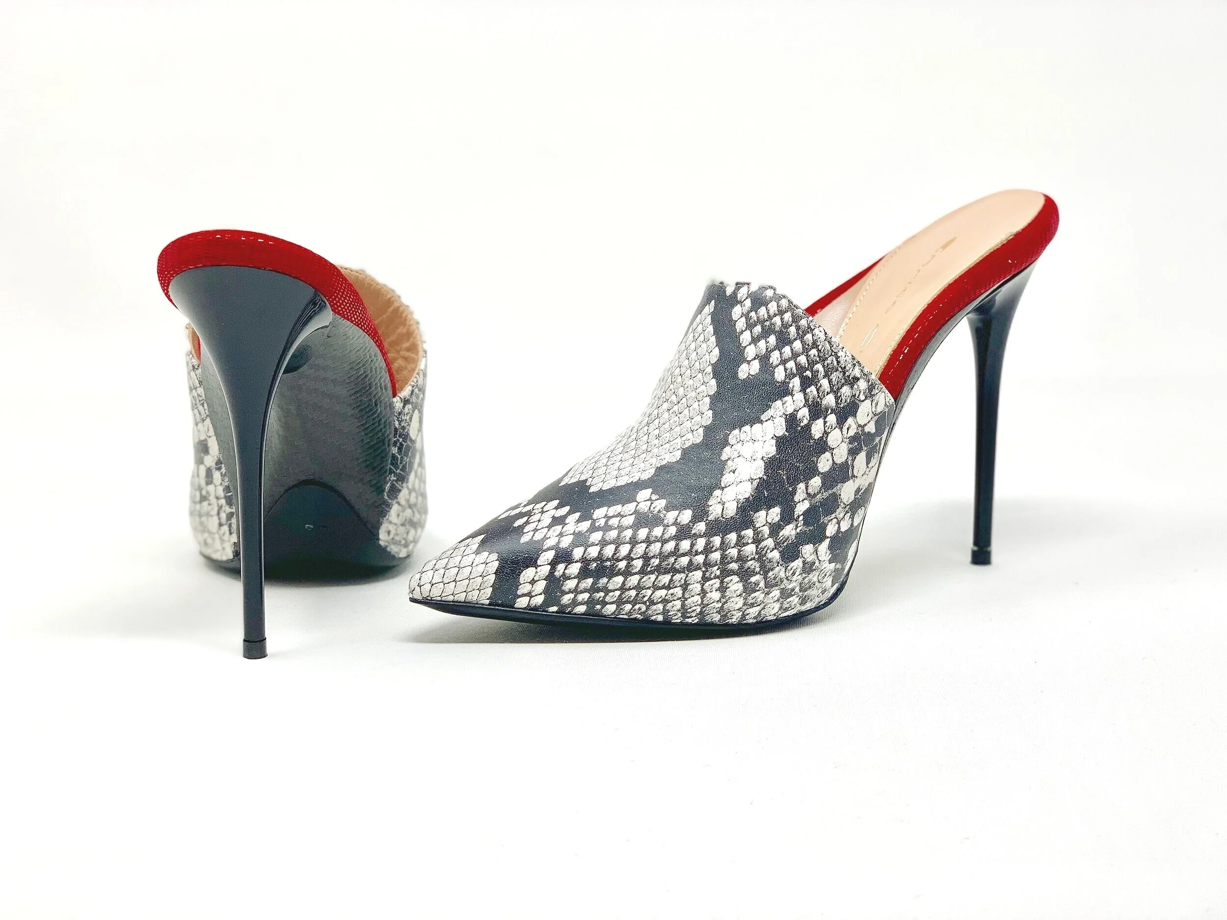 Nanusca python mule