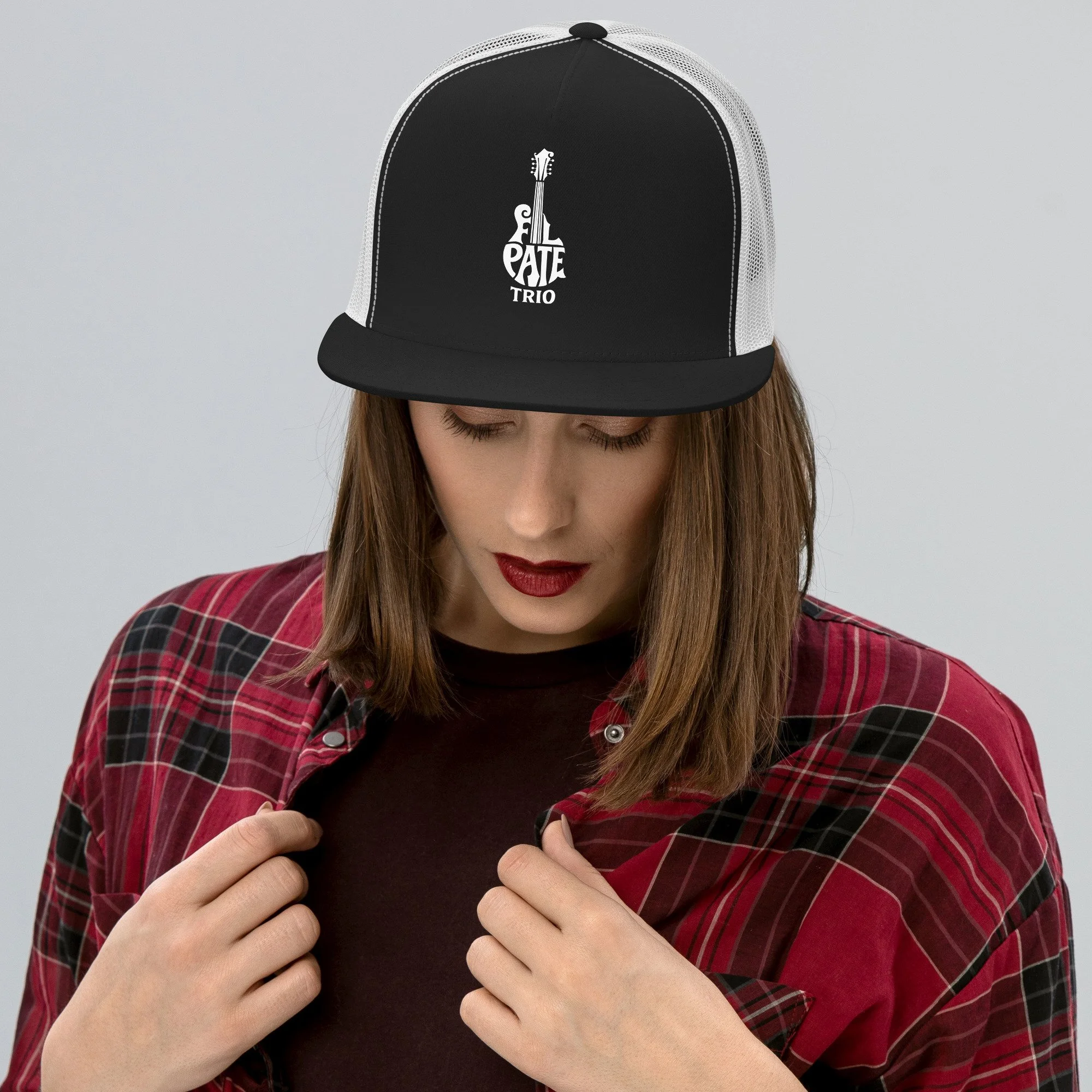 5-panel-trucker-cap-black-white-front-6a1e147ee62ec.jpg