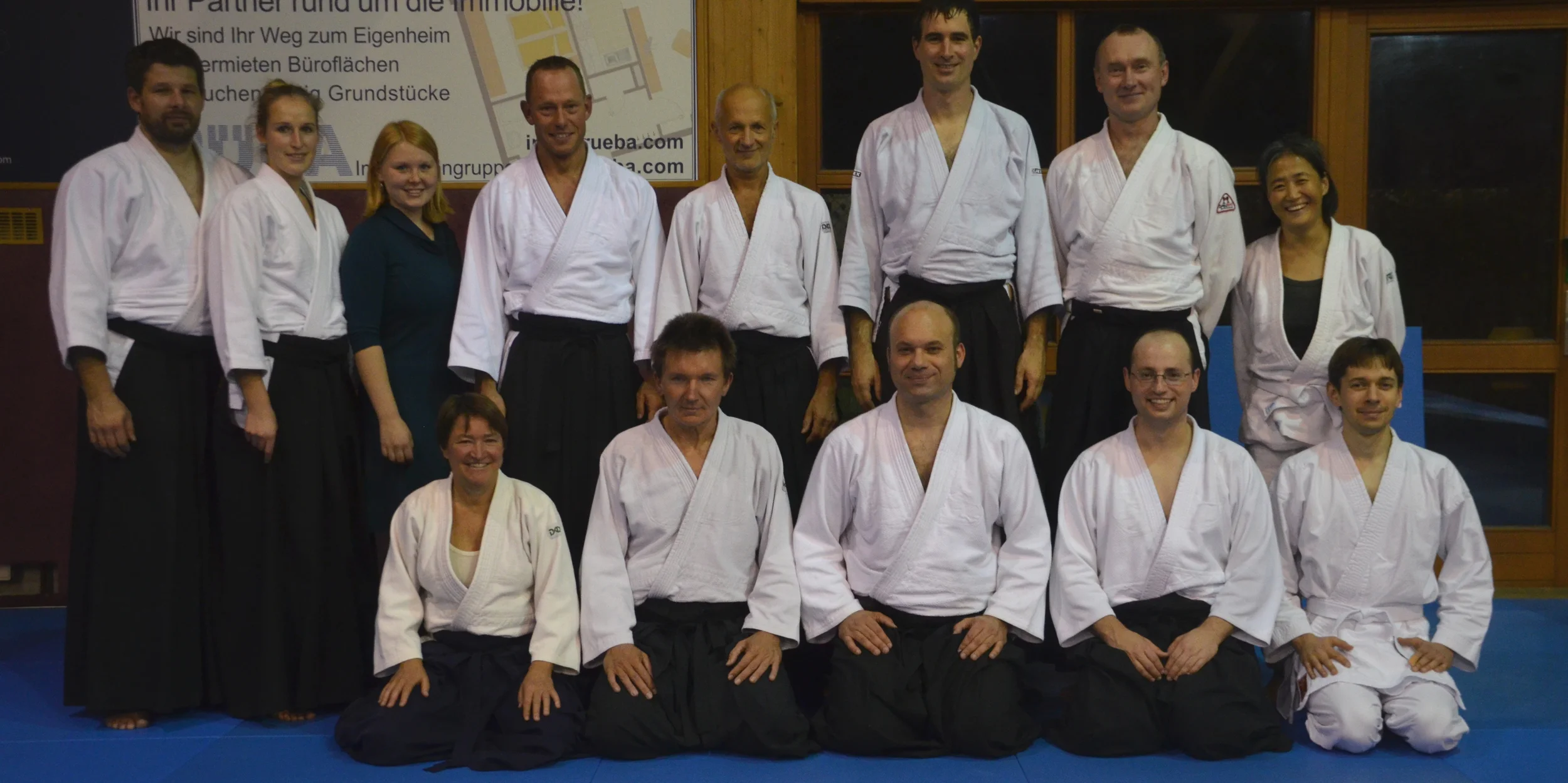 Herzlichen Glückwunsch zu den neuen Graduierungen