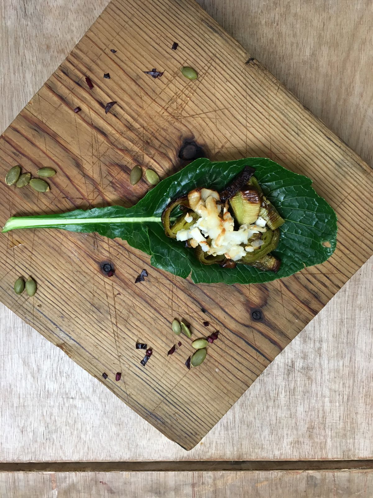 Goat's cheese & onion tartlets 