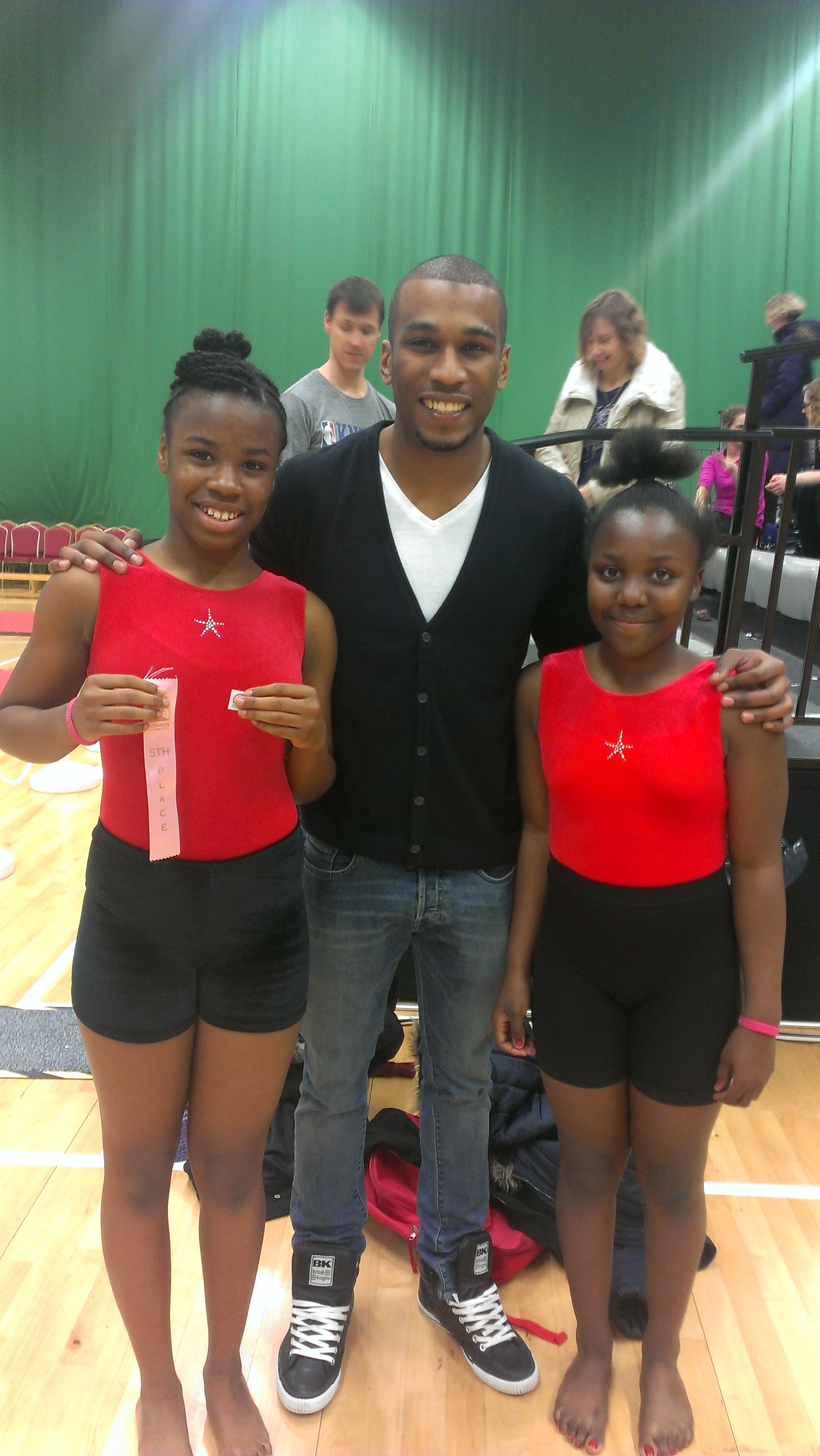 Nevaeh and Karmae meet Leon.jpg