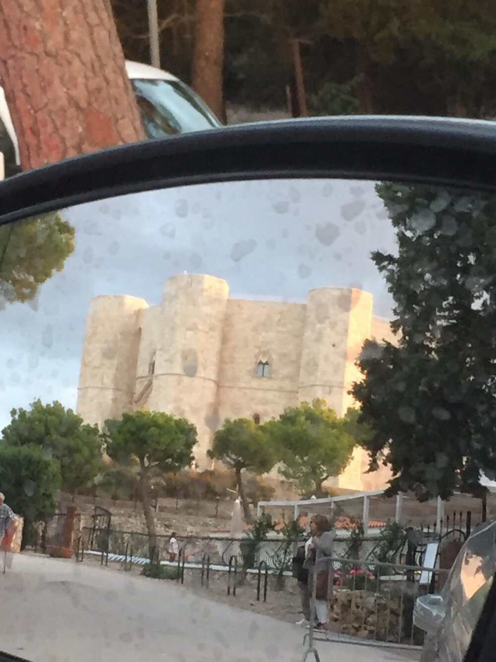 Lecce autospiegel.jpg