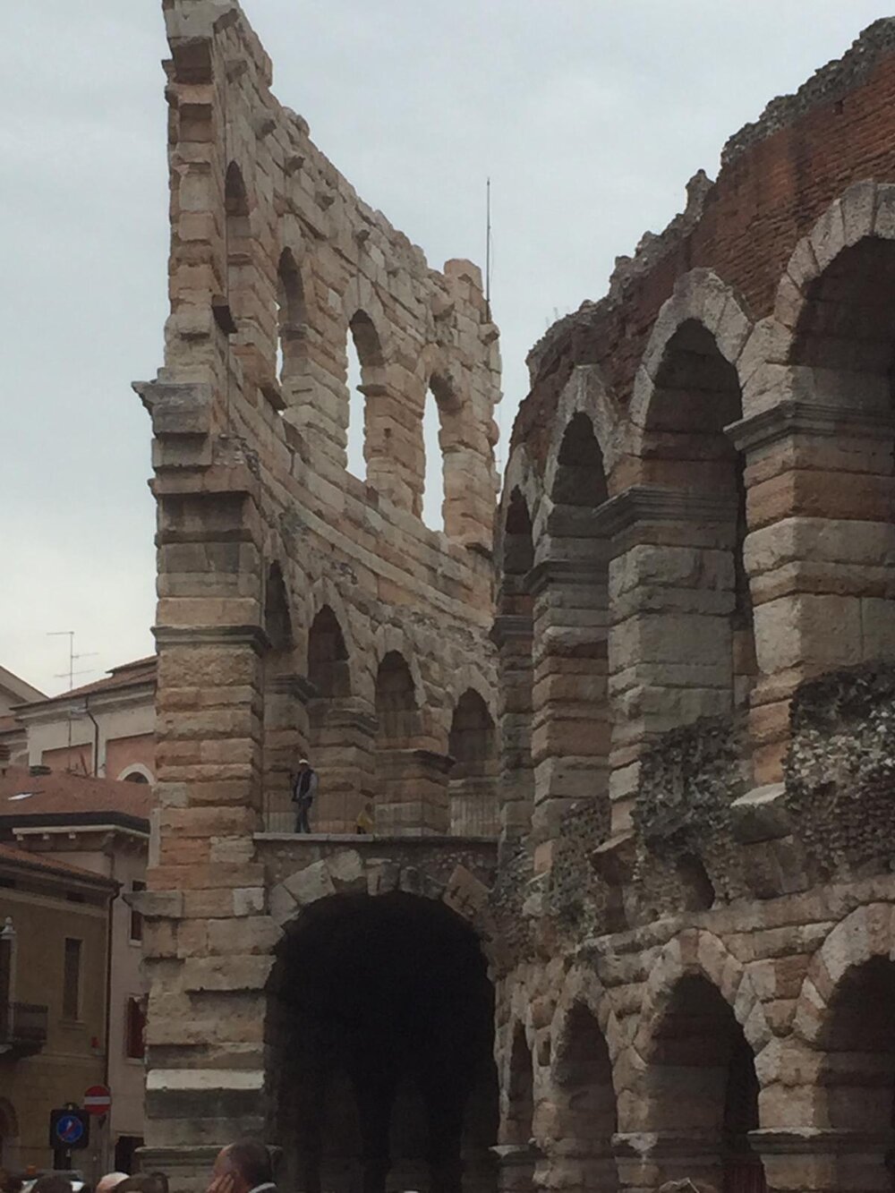 Verona Colosseum.jpg