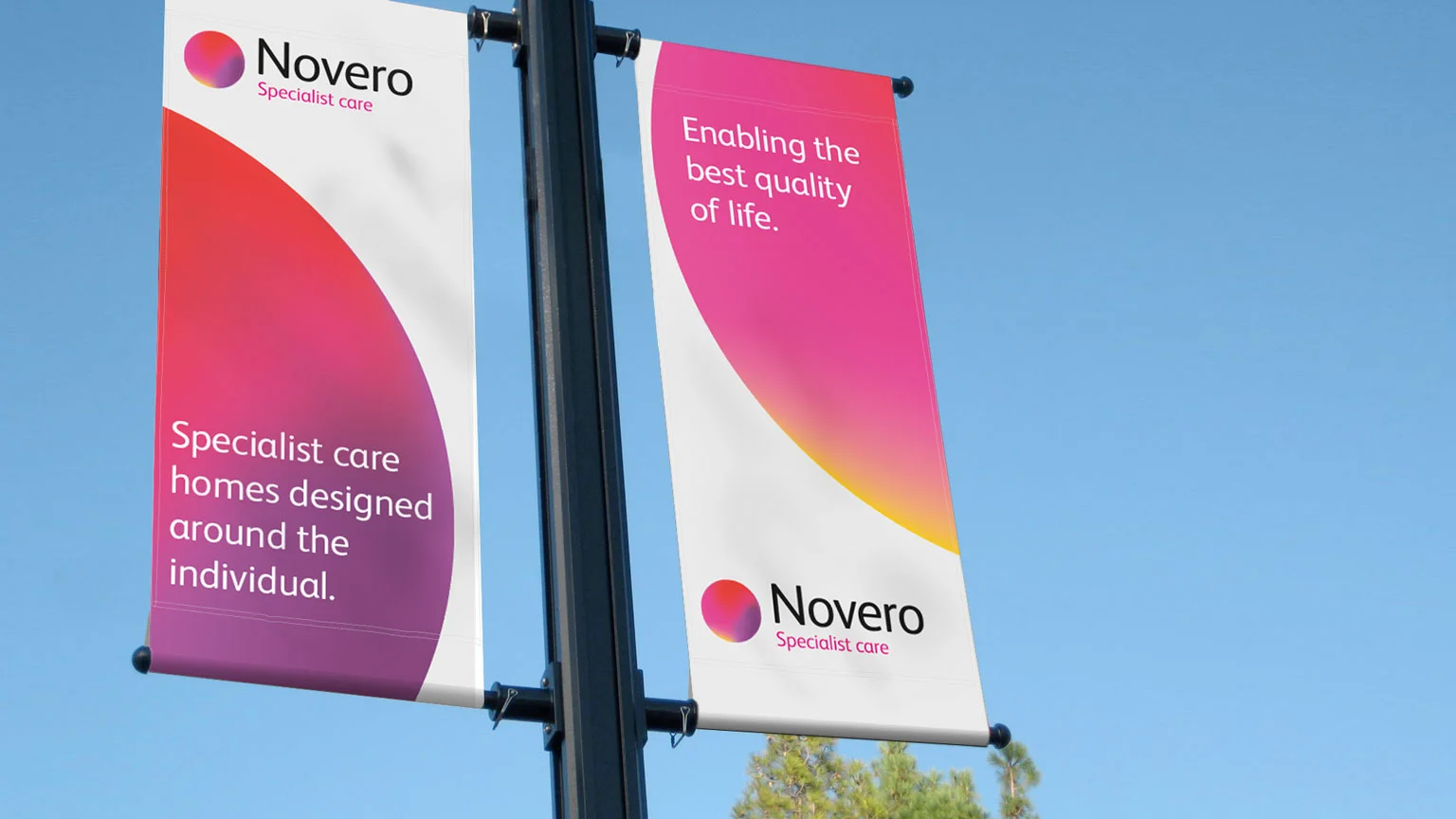 novero_lampost_flags.jpg