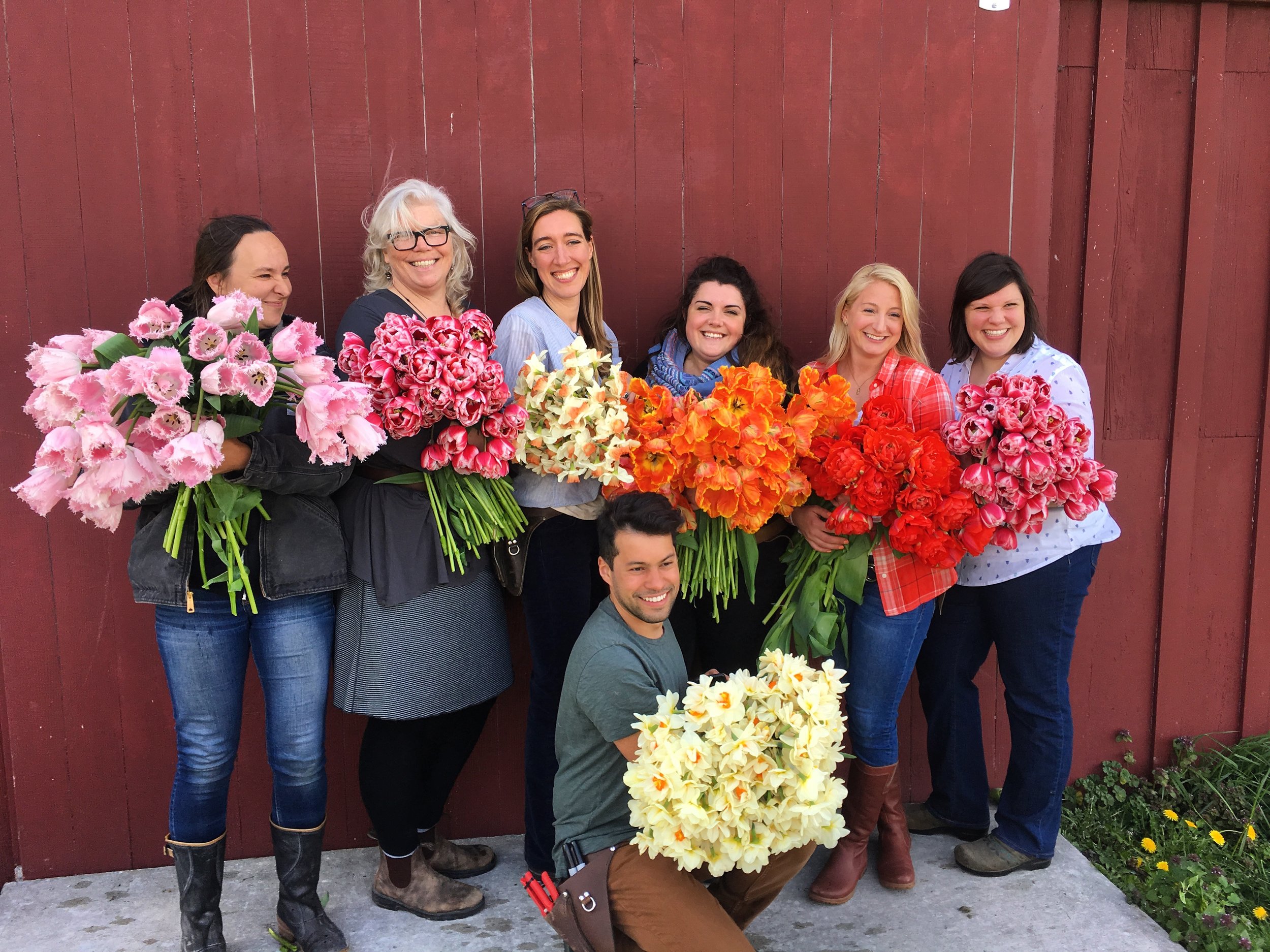 From left to right Erika @junesblooms , Nina @ninadfoster , Erin @floretflower , Me @tarrnationflowers , Marlee @fitness_n_flowers , Jill @jillmjorgensen , and Julio @theflowerhat