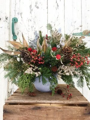 holiday centerpiece.jpg