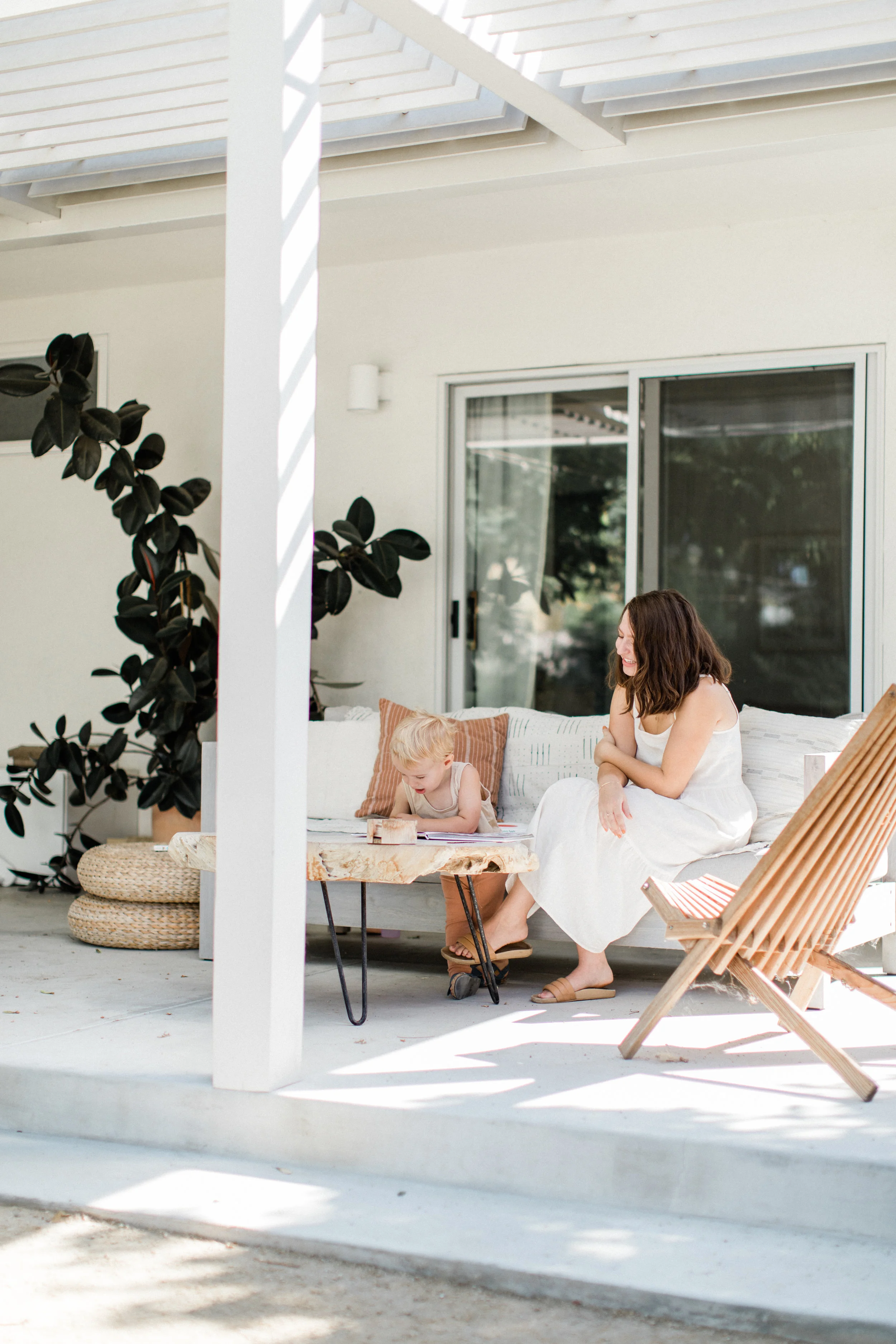 Molly &amp; Arlo in Burbank, California