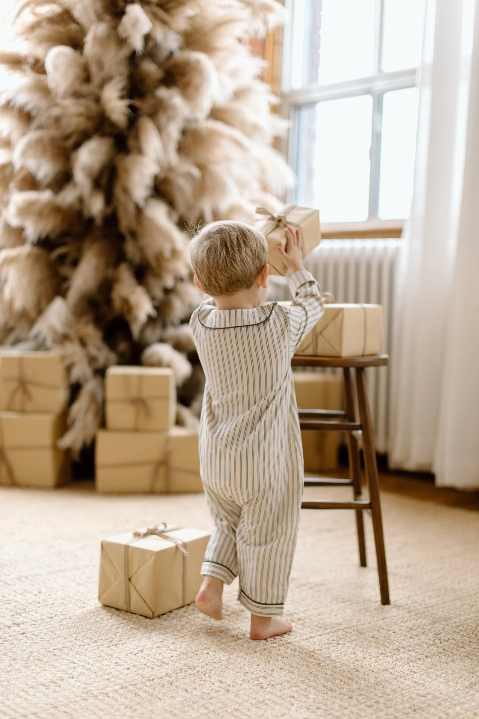 Elza Photographie_Rylee + Cru (Holiday 2024)-Web-3.jpg