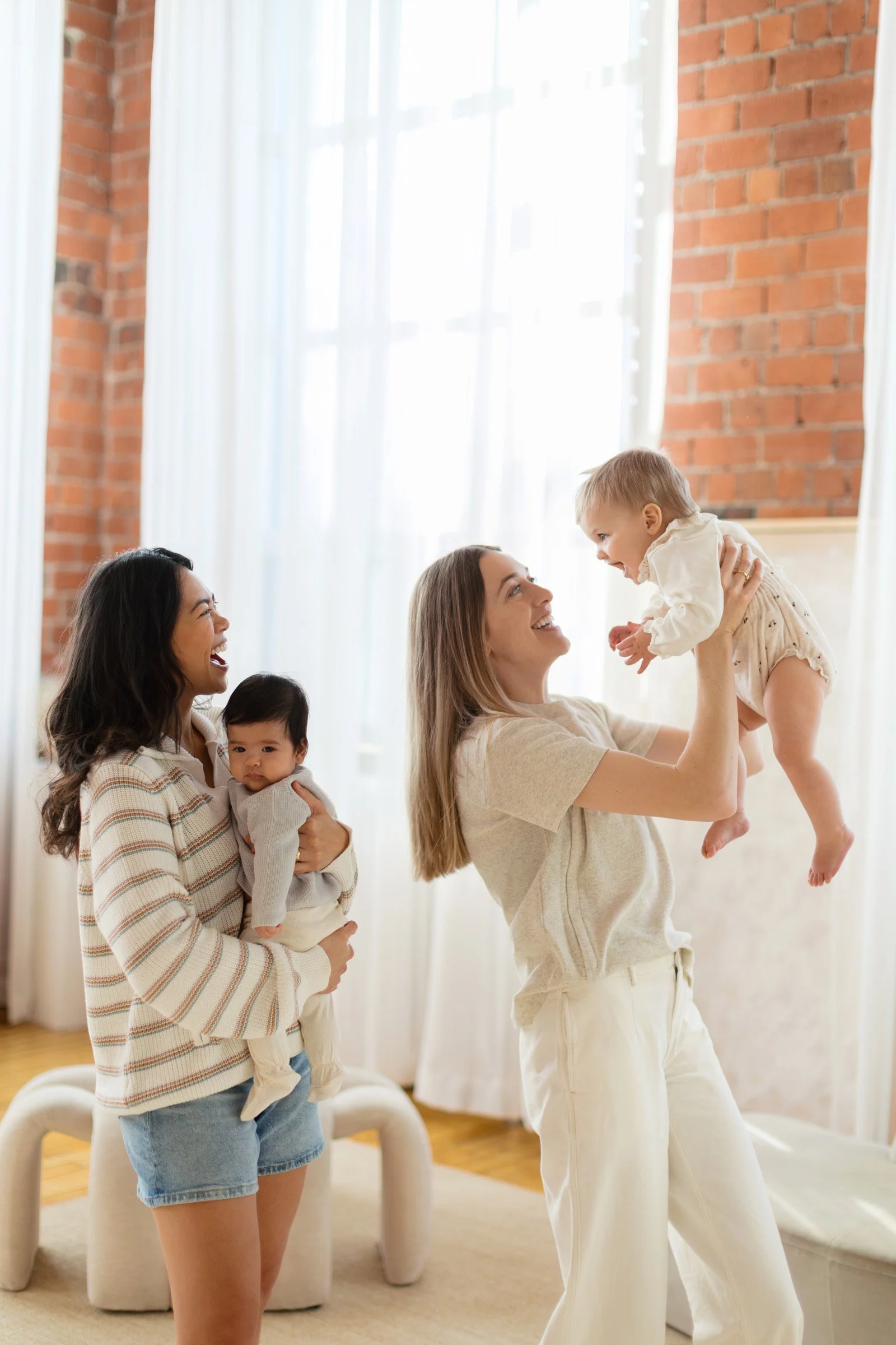 Elona Maternite SS26