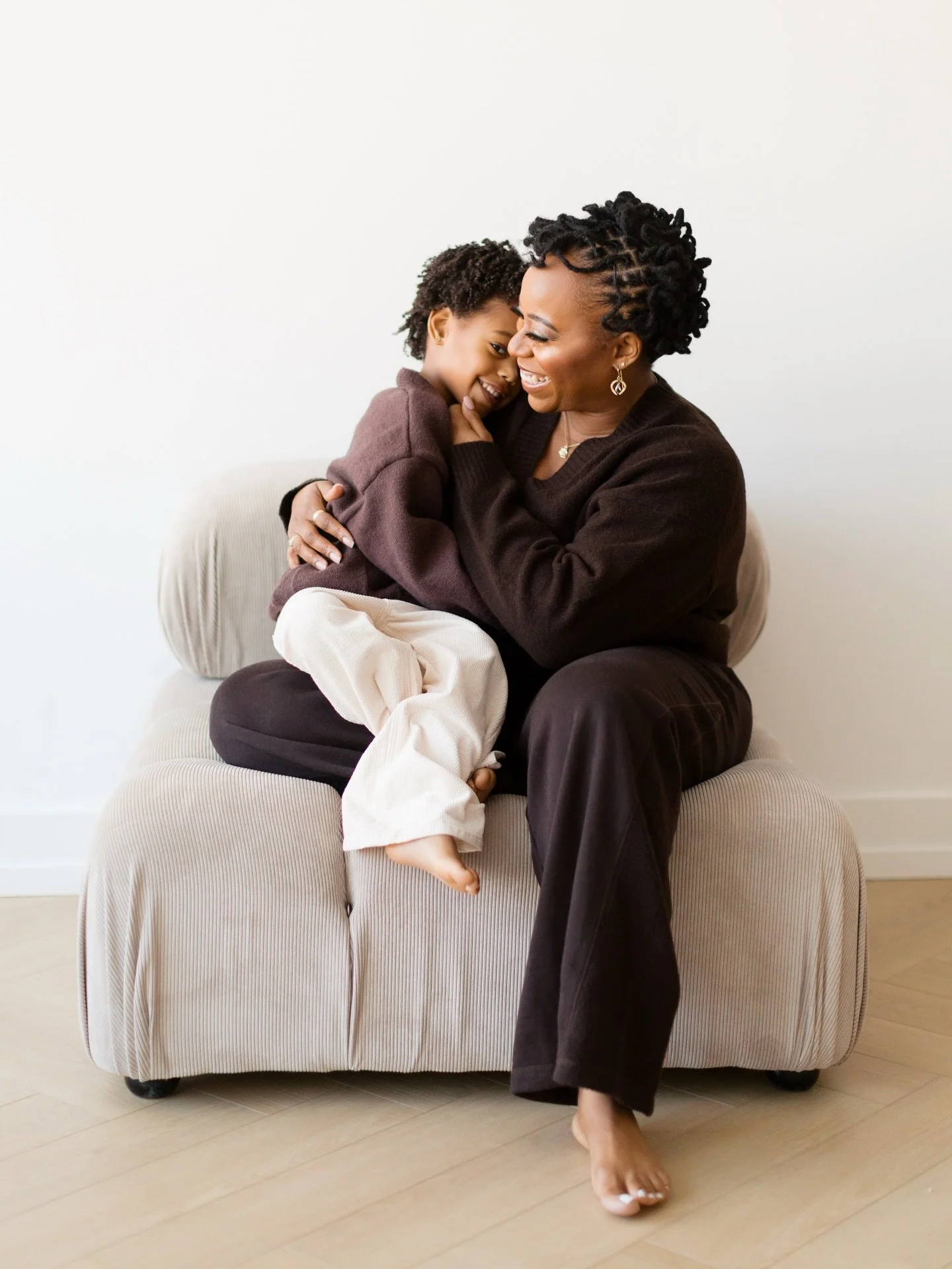 More motherhood sessions coming up in this space this weekend! ✨ @the.midtown.studio