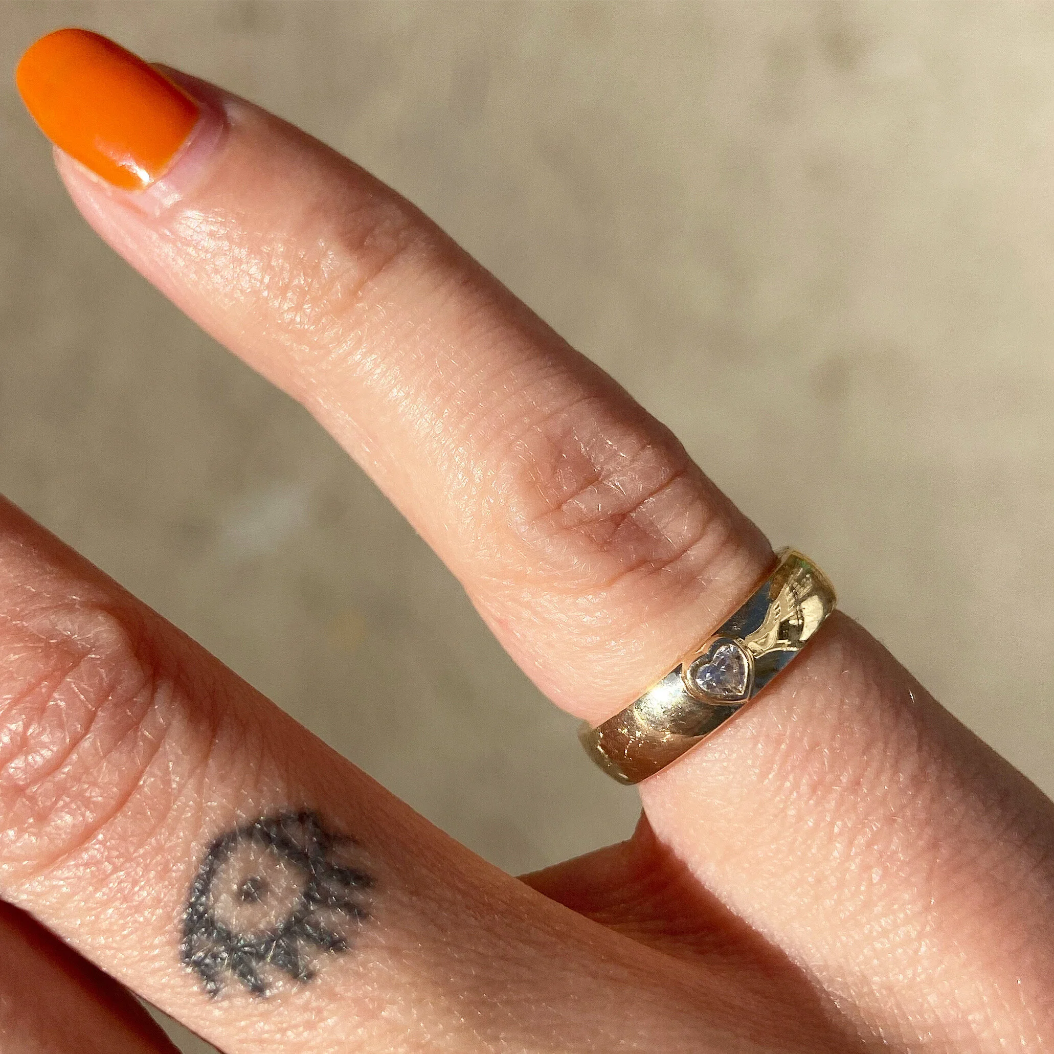 BE57B49B-0EDE-4E1A-B561-5211CAB47F14