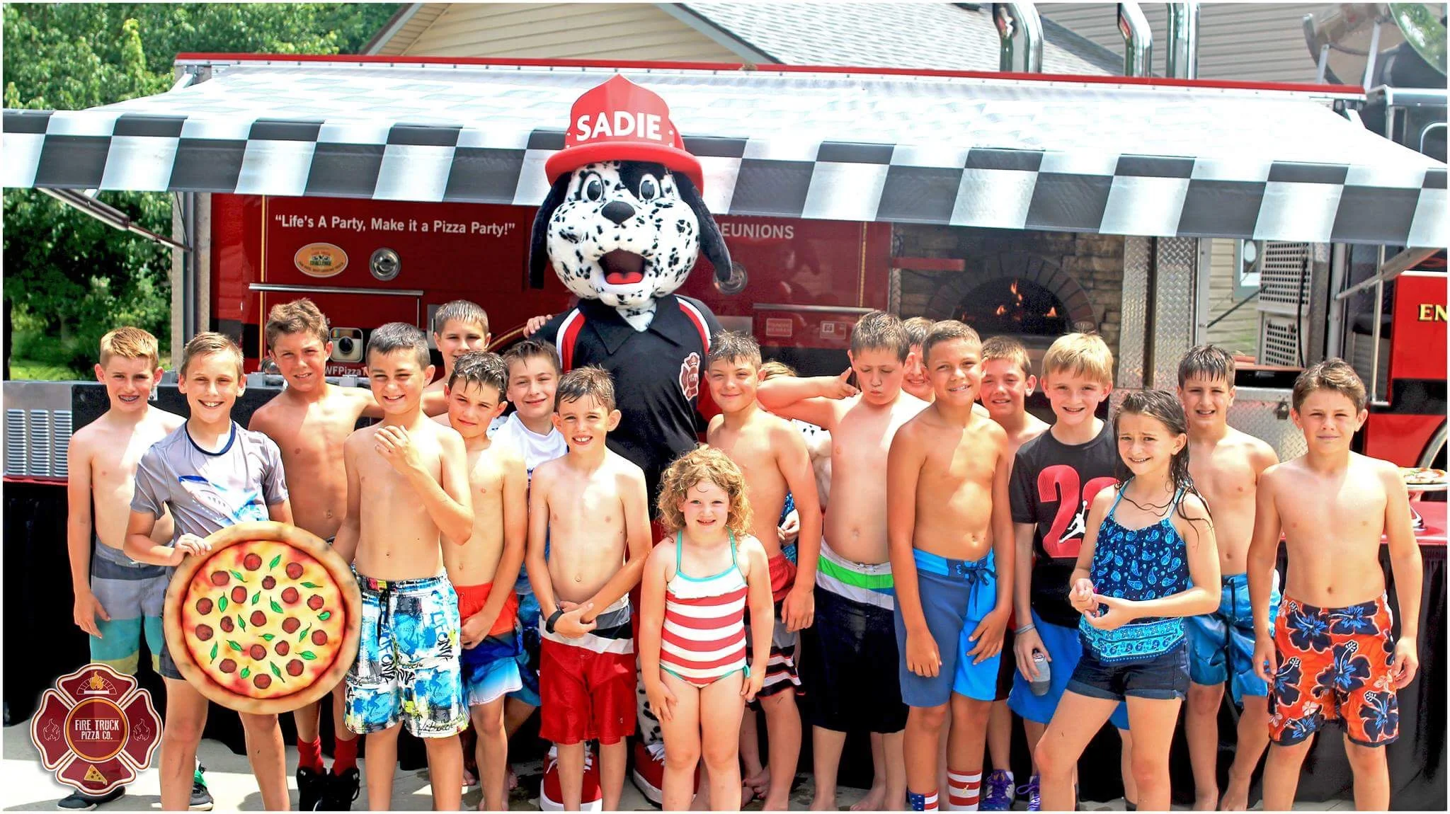 Hire Sadie for you event!