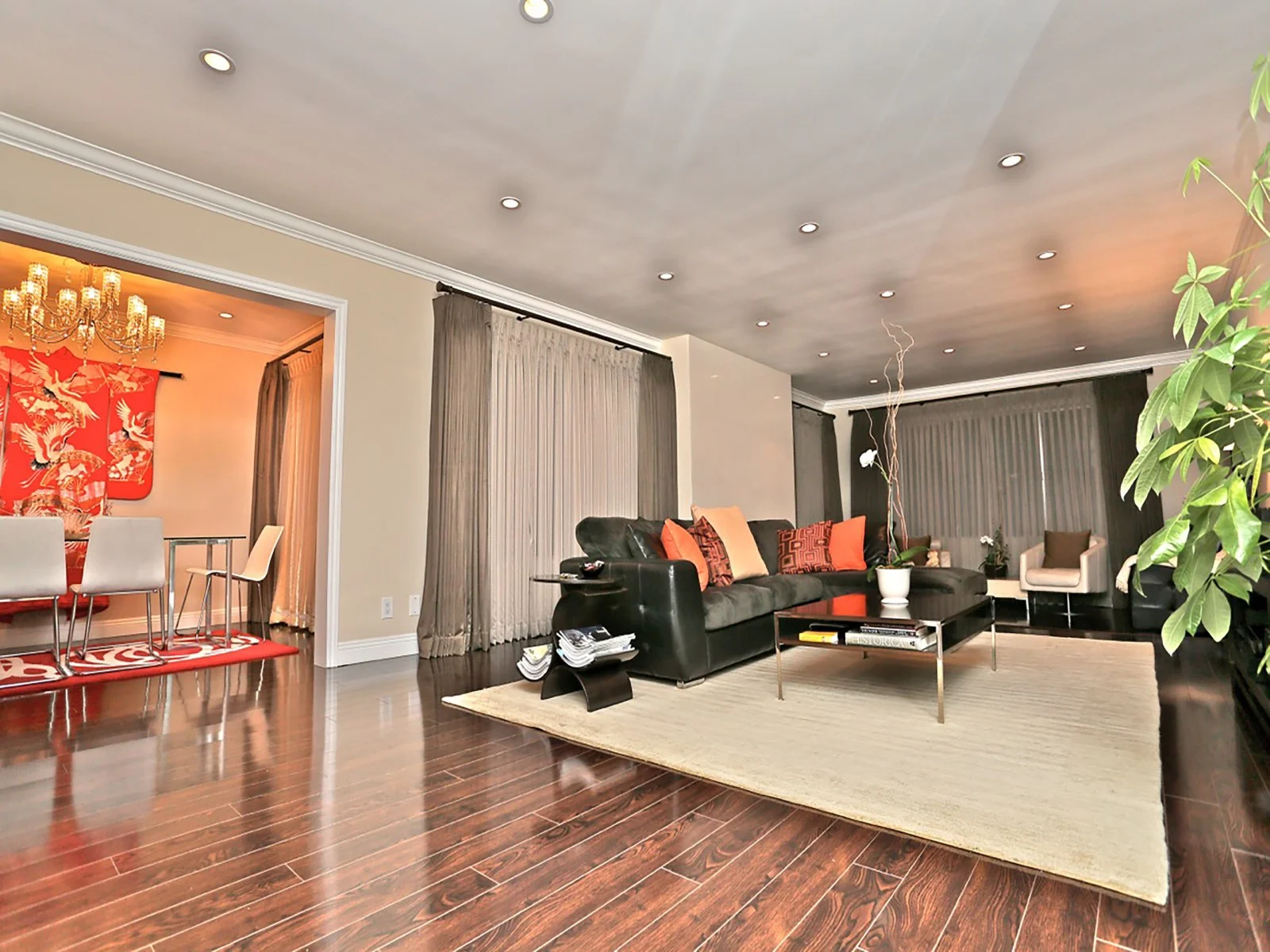 BEVERLY HILLS  |  LEASED FOR $4,500/MONTH