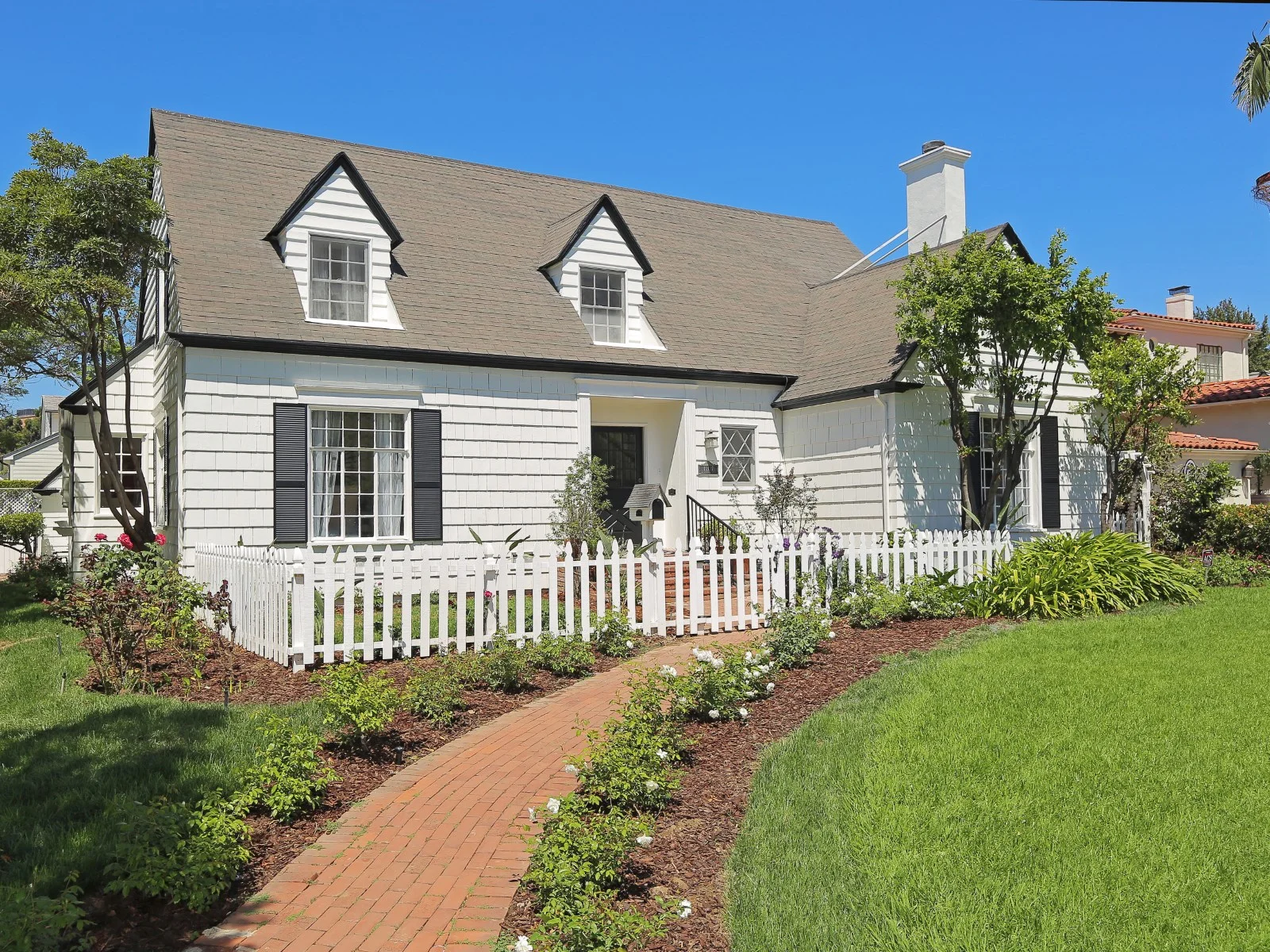 WESTWOOD  |  SOLD FOR $2,095,000