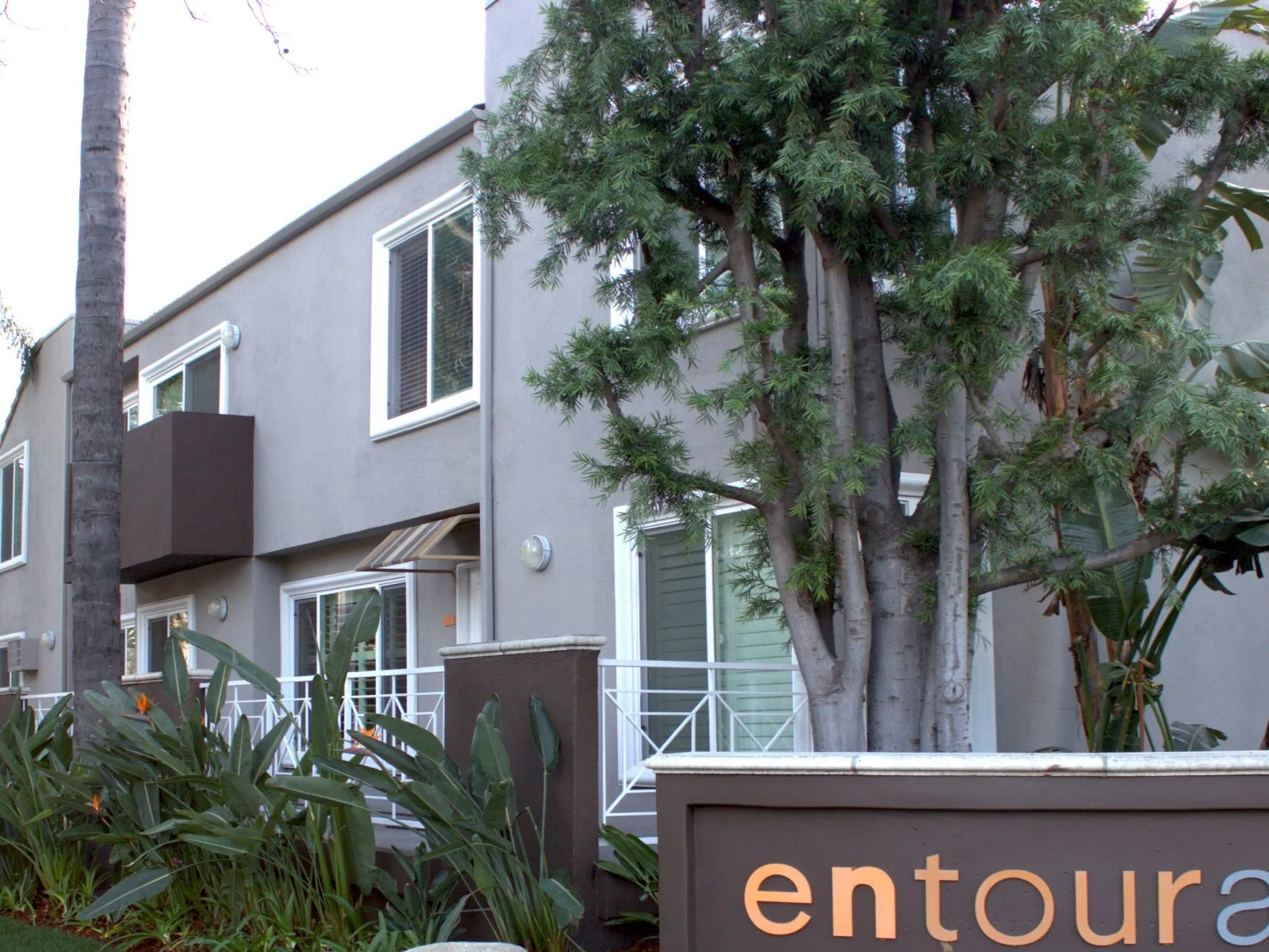 BURBANK  |  SOLD FOR $429,000