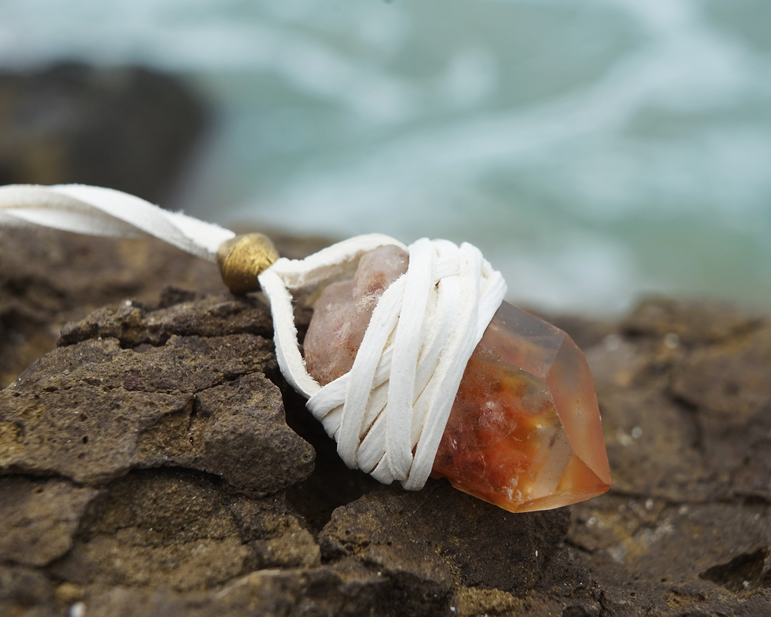 amphibolequartz1.jpg