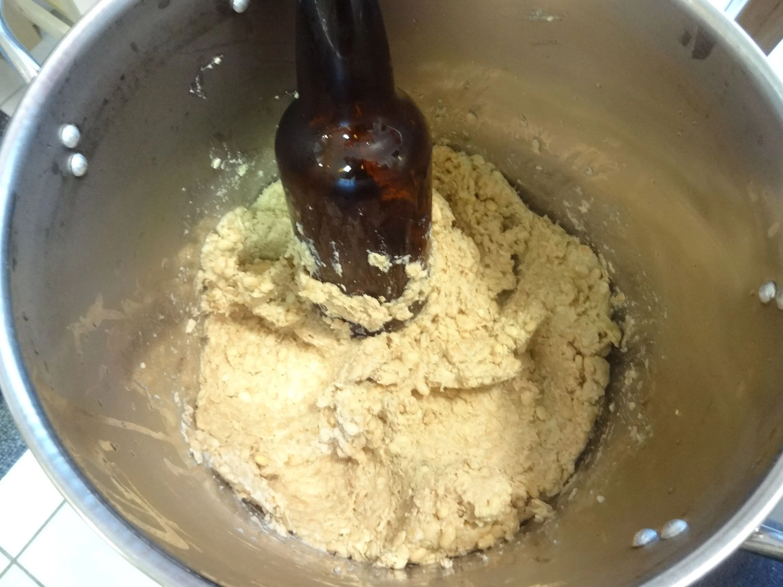 mashing beans with a 1 liter glass bottle (beans pressure steamed 45 min)