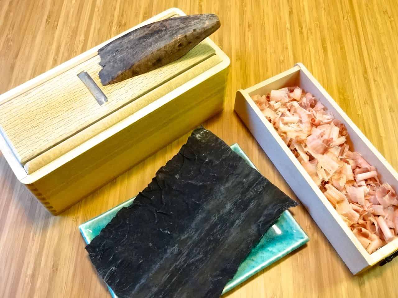 ingredients for classic dashi