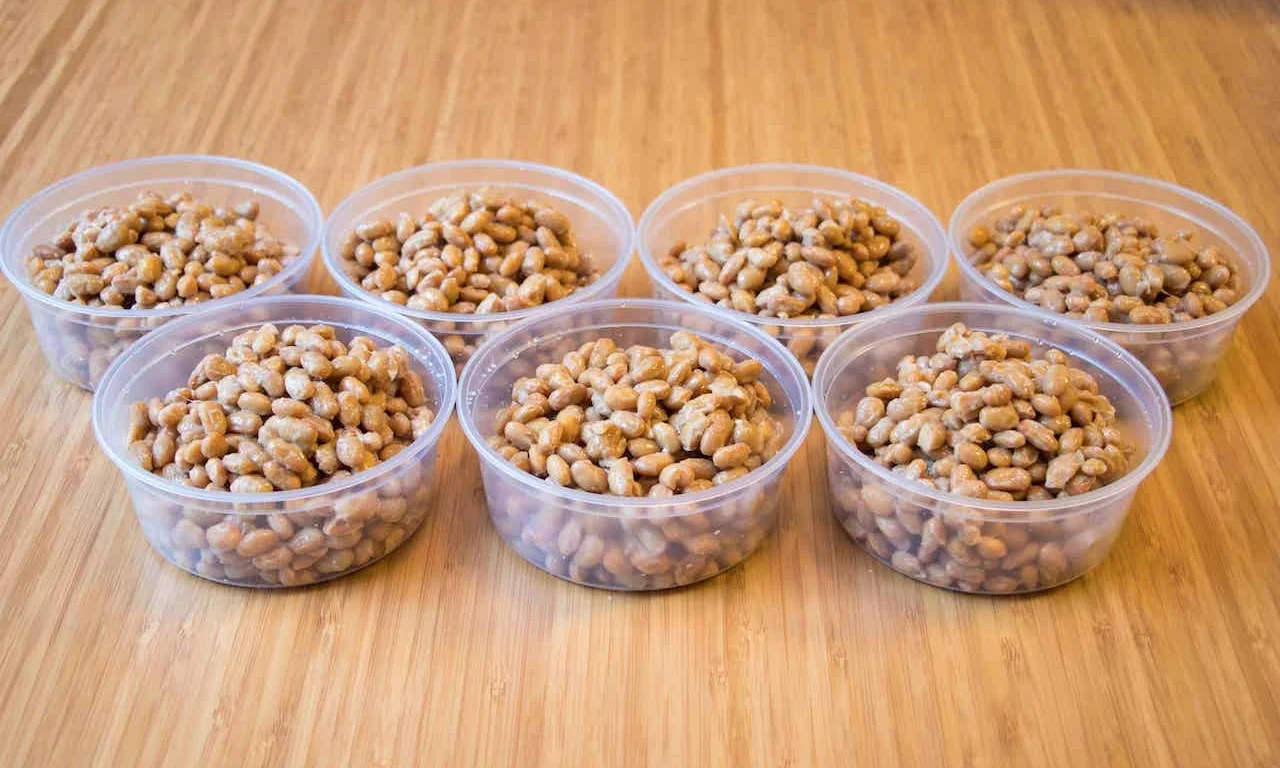 Natto in containers