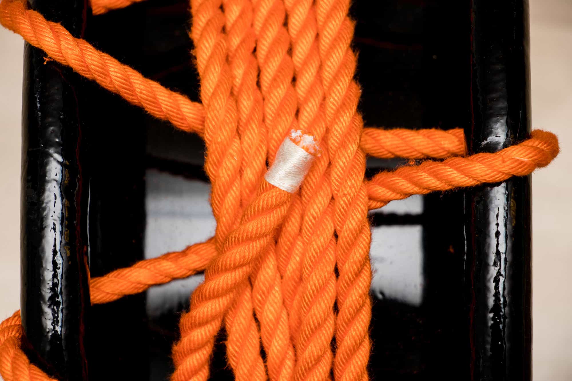 Whipping on the end of the rope