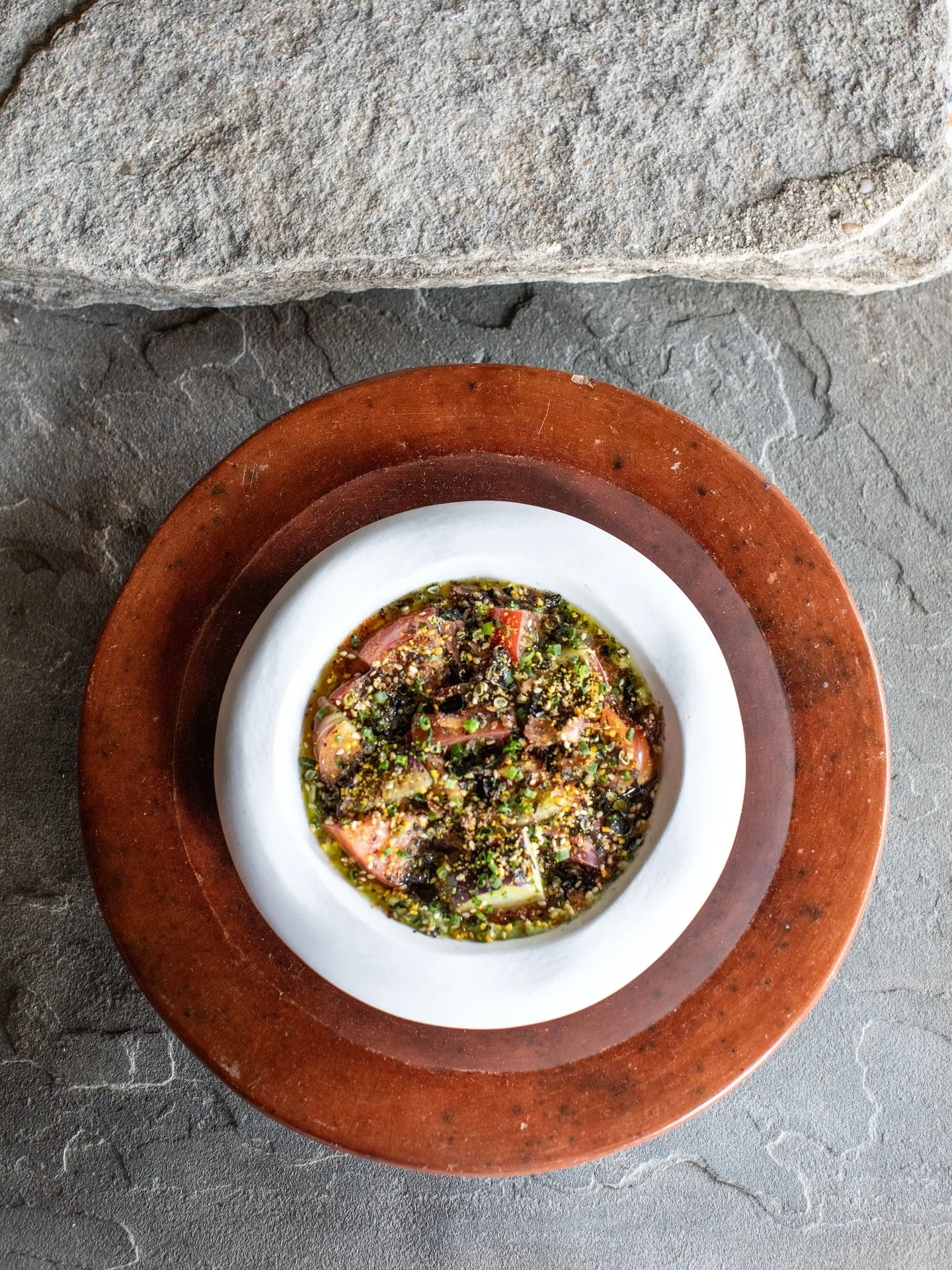 Living cuisine, real ingredients, and absolute respect for their origin.

This is how nature tastes when it&rsquo;s cooked with soul.