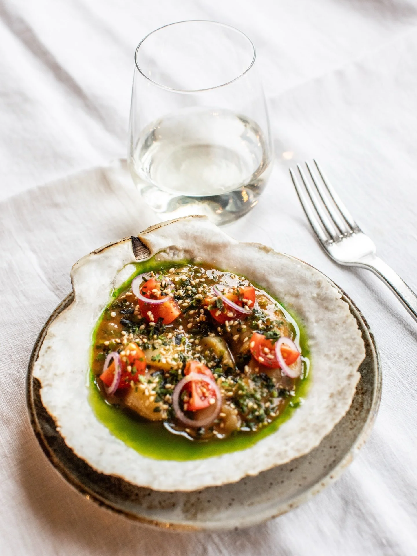 Friday plans?
A dish that shines, a chilled glass, and flavors that awaken memories.

At Alma Cocina Latina, every detail speaks:
color, texture, and that unexpected touch that makes the night feel different.

See you at the table.